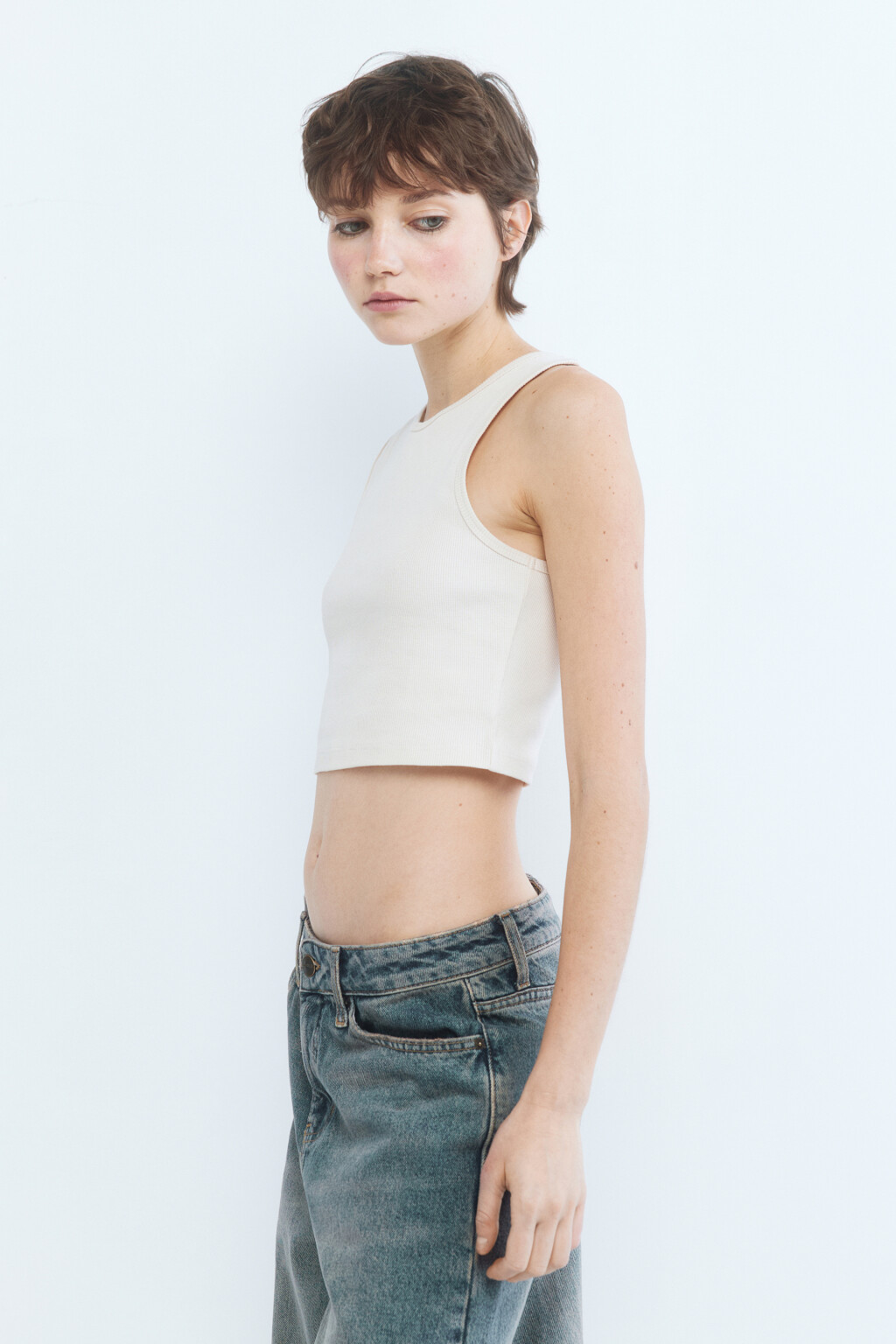 Майка-топ укороченная в рубчик - цвет бежевый - 3