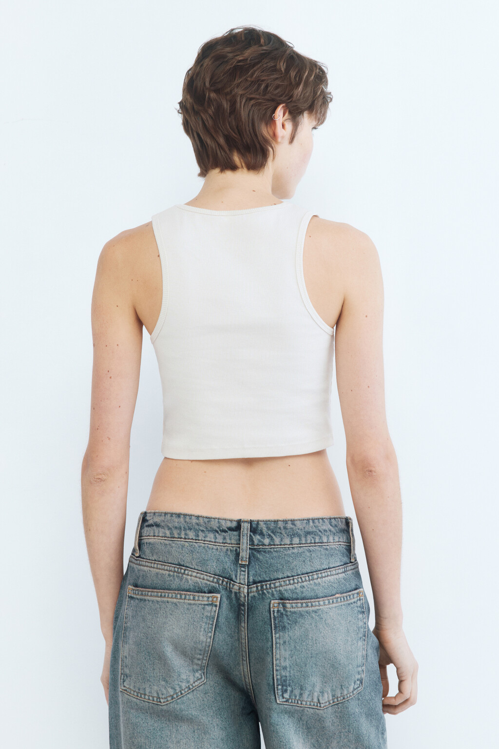 Майка-топ укороченная в рубчик - цвет бежевый - 4