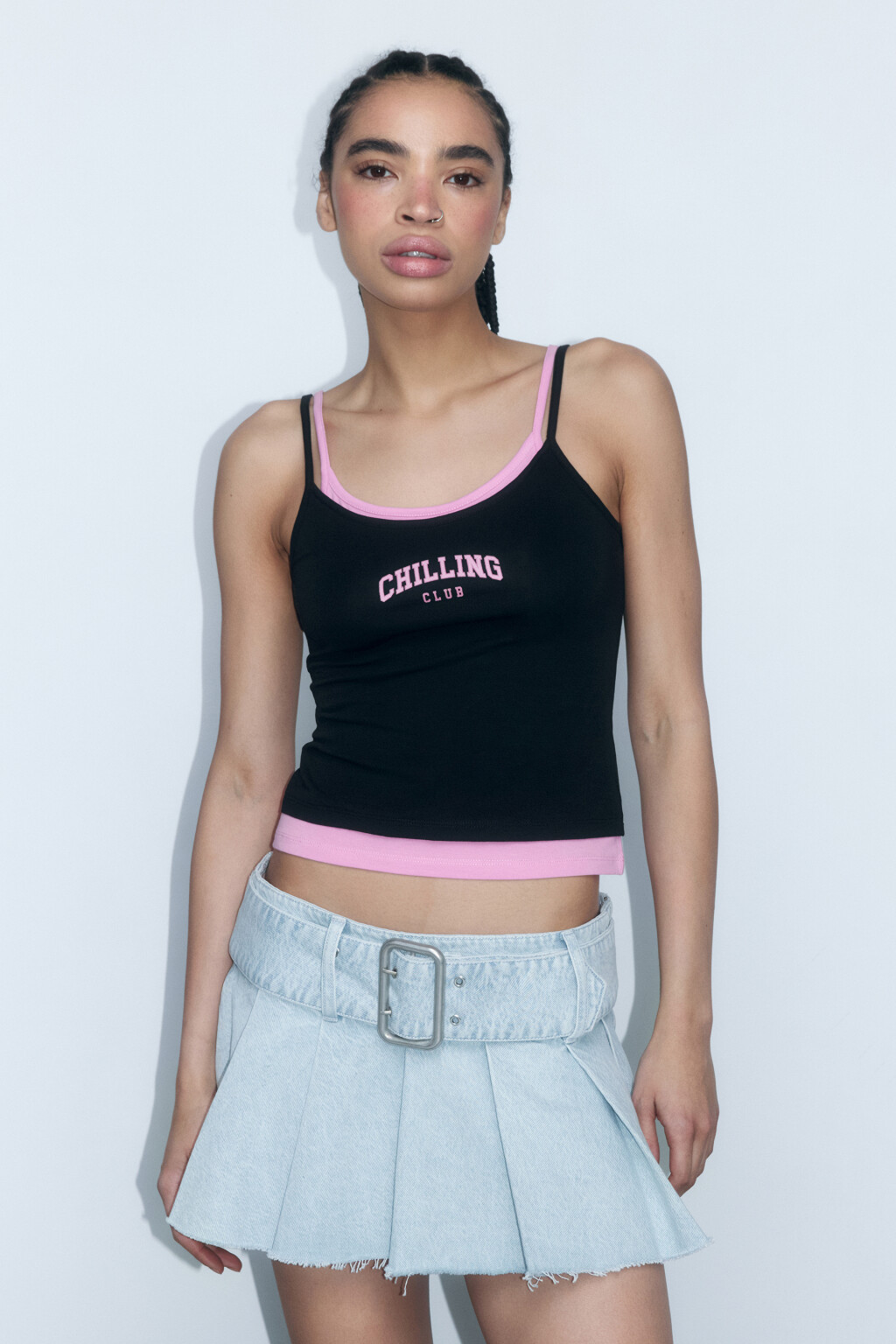 Майка на бретельках двуслойная с надписью - цвет черный - 2