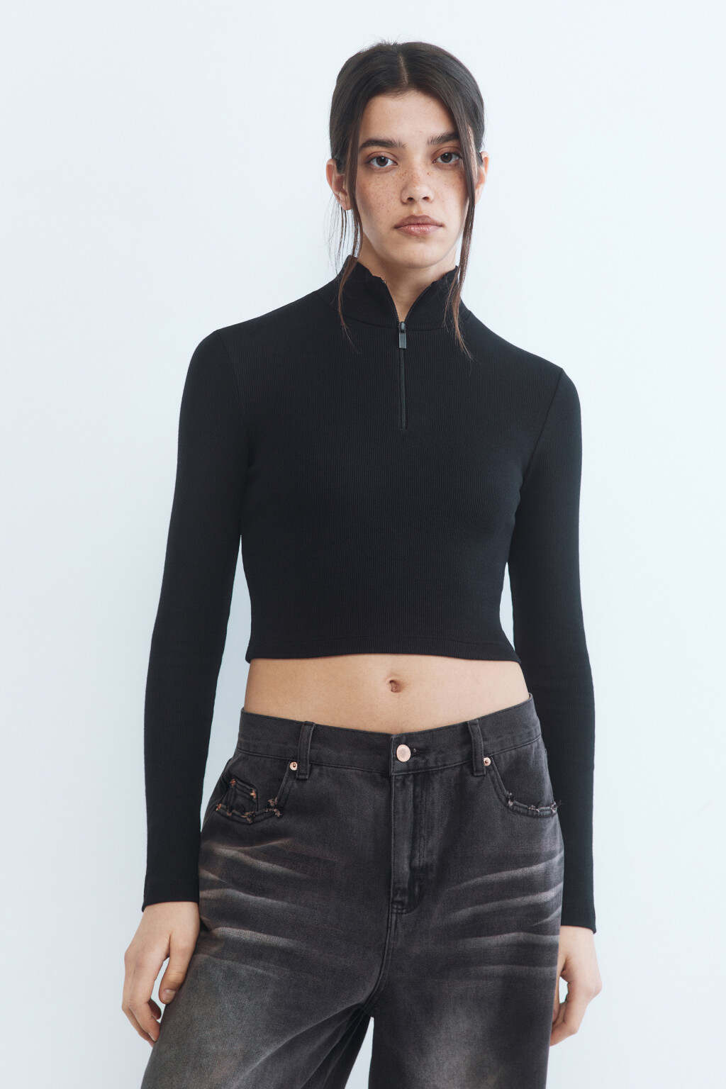 Лонгслив облегающий с воротником-стойкой - цвет черный - 3