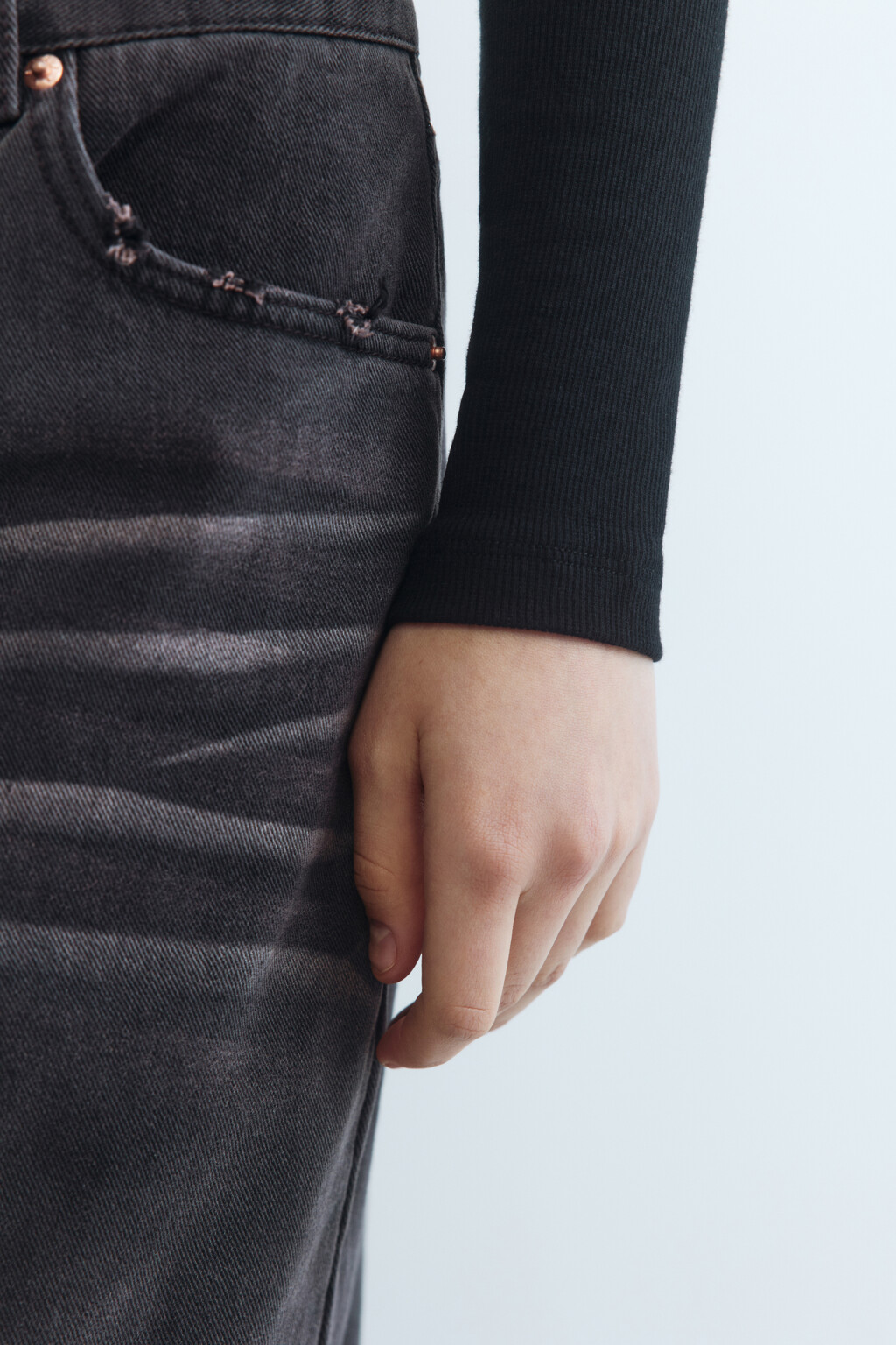 Лонгслив облегающий с воротником-стойкой - цвет черный - 8