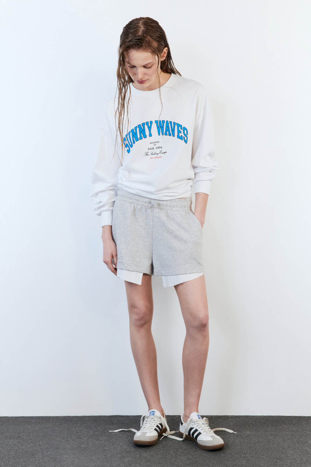 Лонгслив oversize хлопковый с принтом - цвет белый - 6