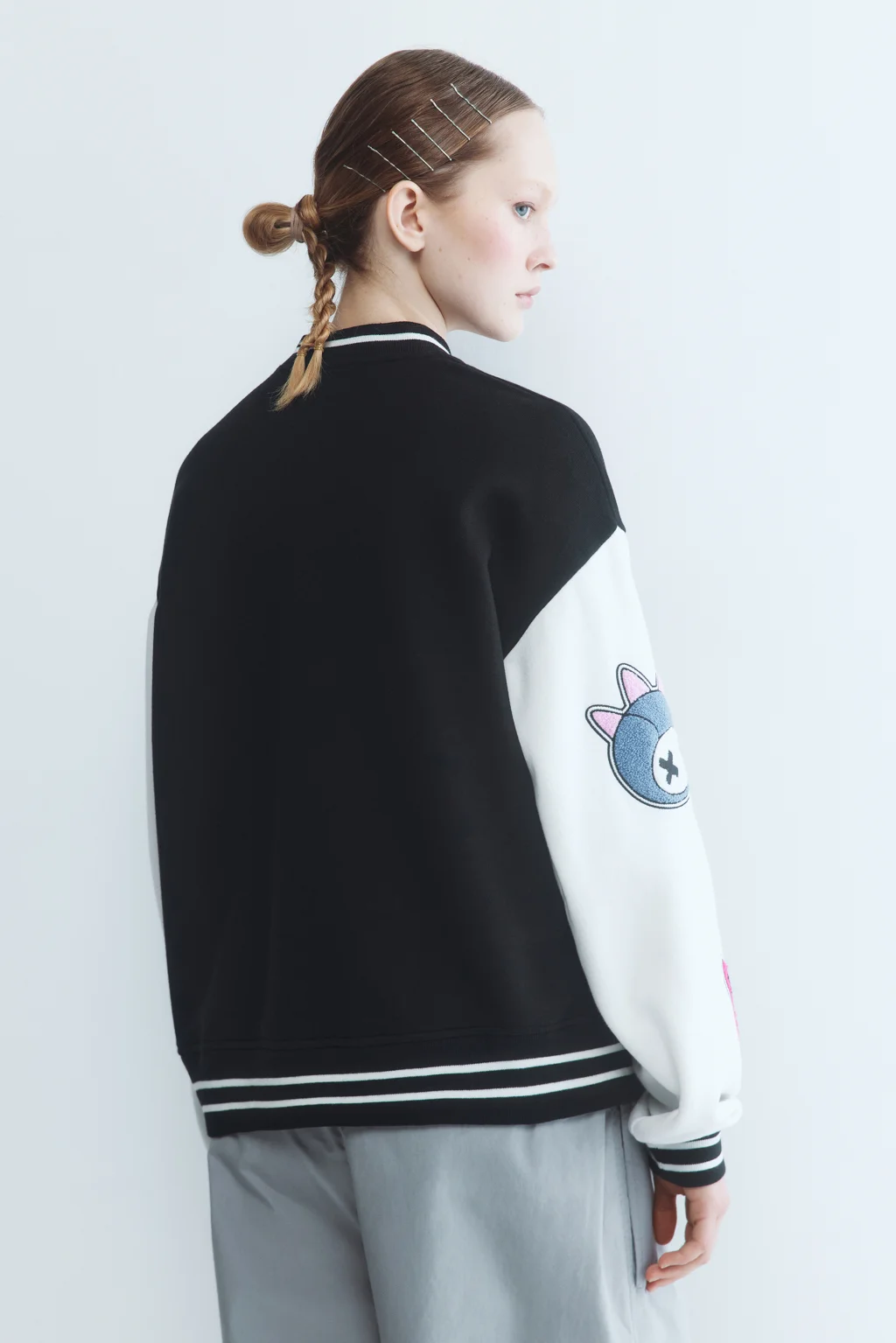 Толстовка-бомбер oversize с патчами 2422123002, цвет: черный