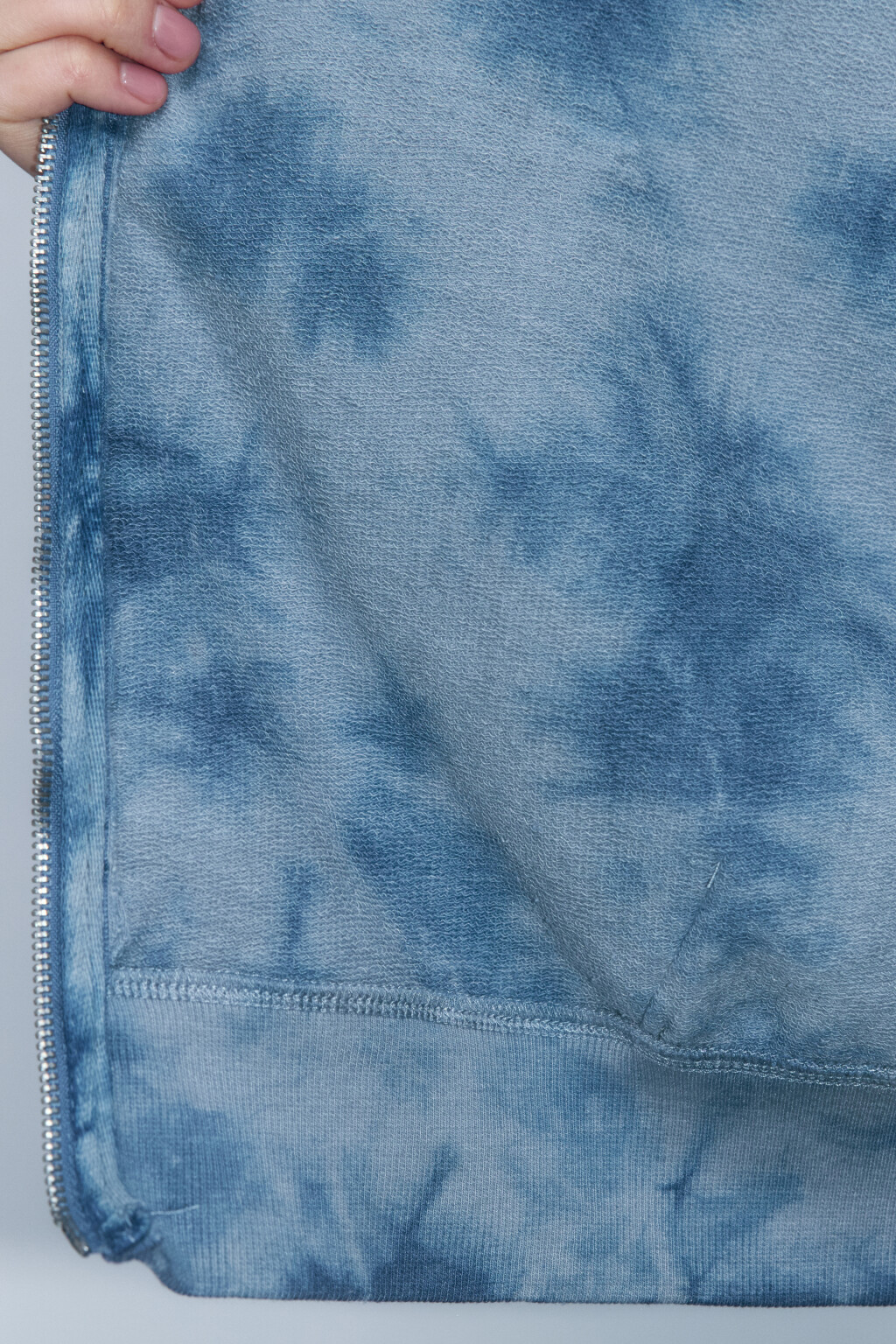 Толстовка на молнии с вареным эффектом - цвет синий - 9