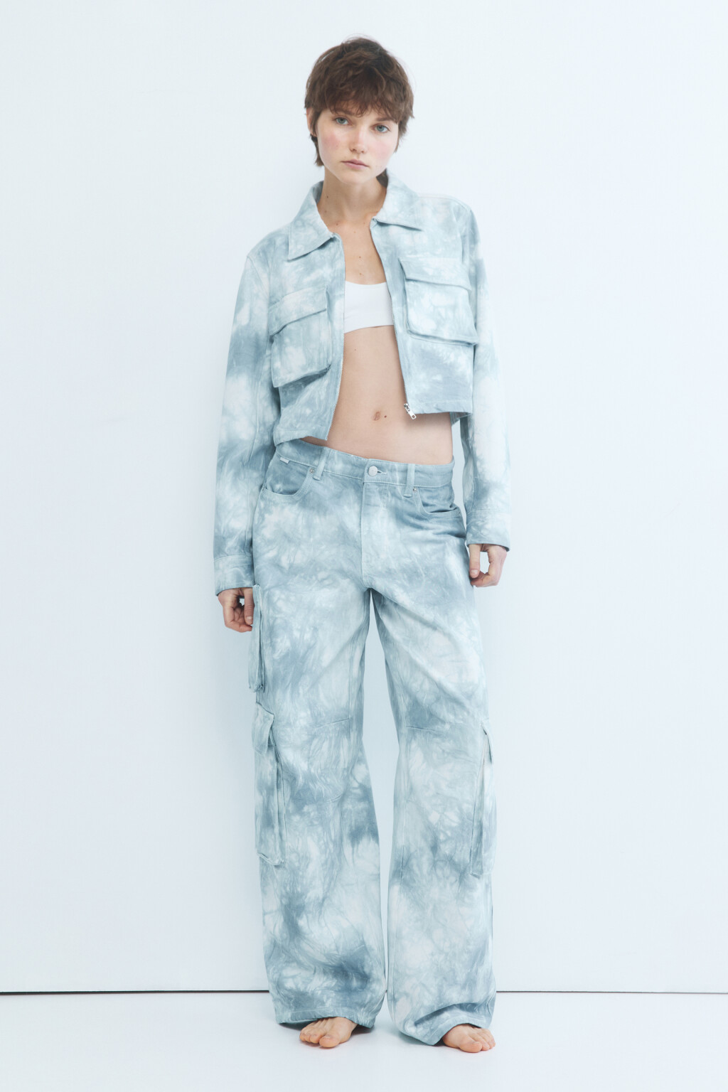 Куртка-джинсовка укороченная с принтом тай-дай - цвет голубой - 5