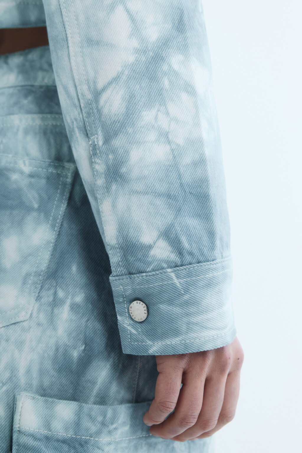 Куртка-джинсовка укороченная с принтом тай-дай - цвет голубой - 6