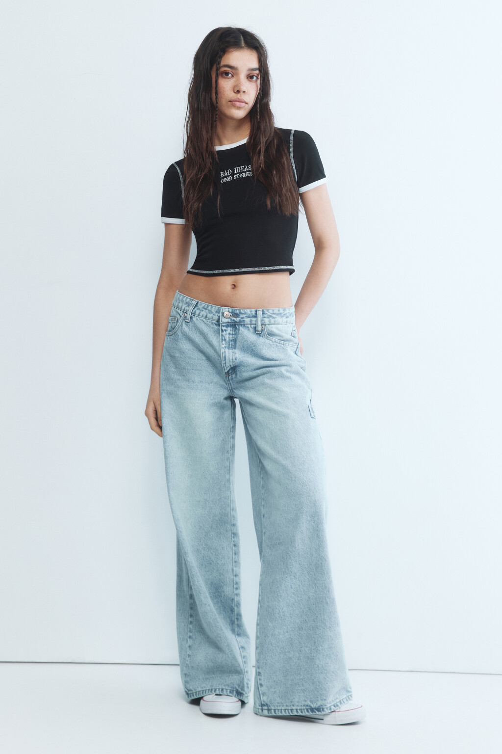 Джинсы широкие с декоративной петлей - цвет голубой - 5