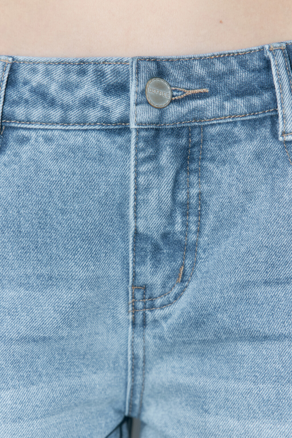 Джинсы широкие с декоративными швами - цвет голубой - 6