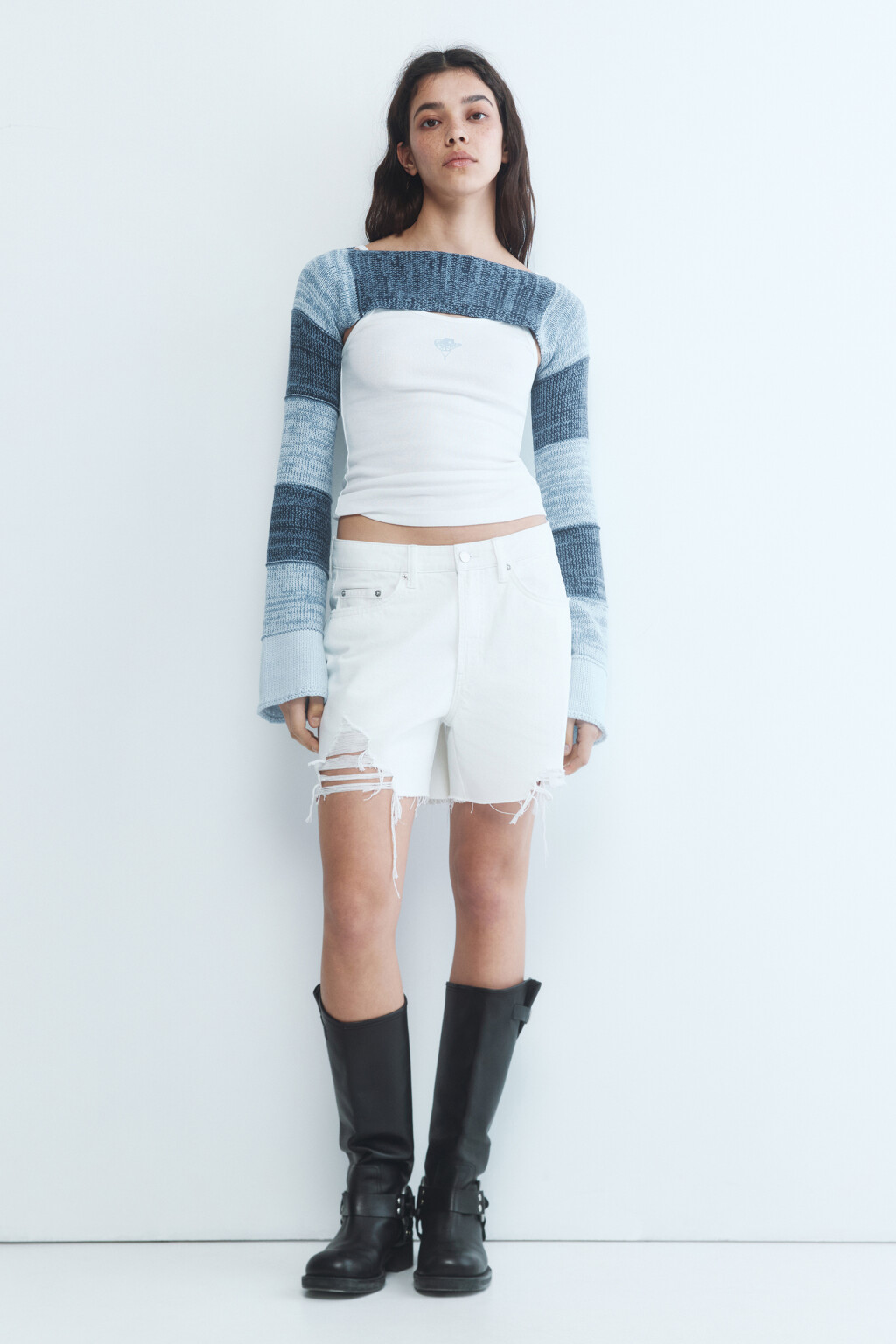 Шорты джинсовые рваные с высокой посадкой - цвет белый - 5