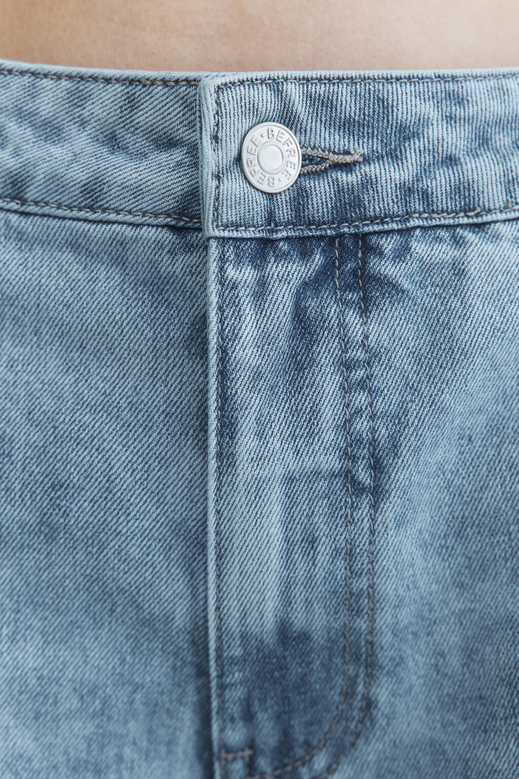 Шорты-бермуды джинсовые с низкой посадкой - цвет голубой - 7