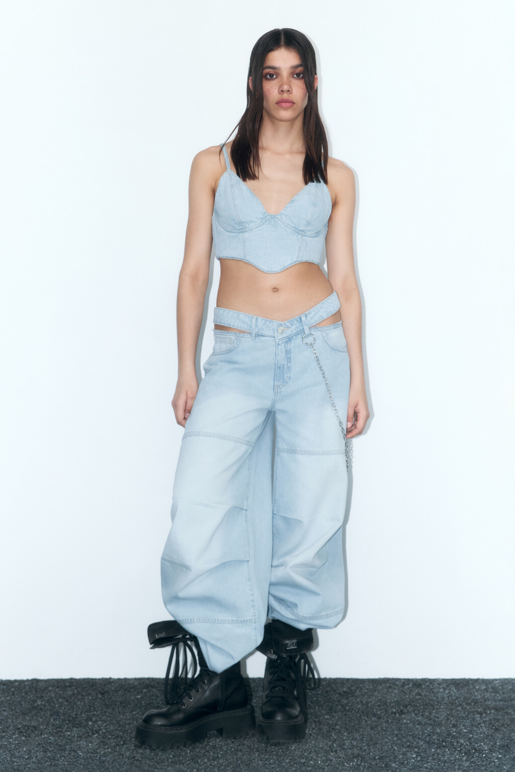 Топ-корсет джинсовый на тонких бретельках - цвет голубой - 5