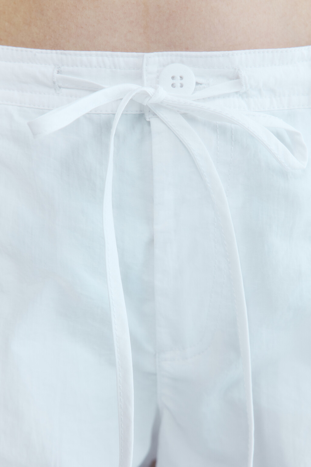 Брюки-капри широкие из нейлона - цвет белый - 6