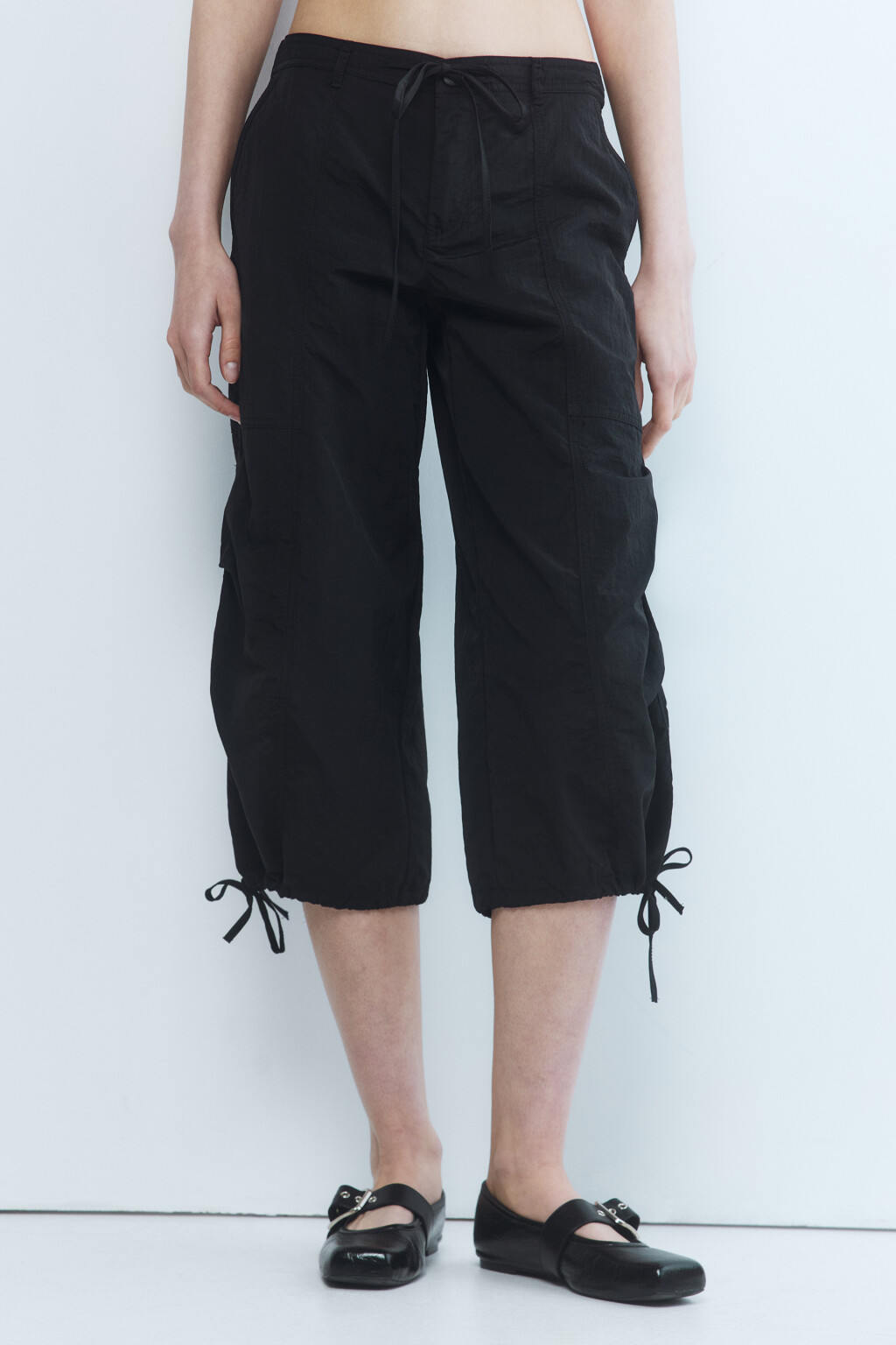 Брюки-капри широкие из нейлона - цвет черный - 3