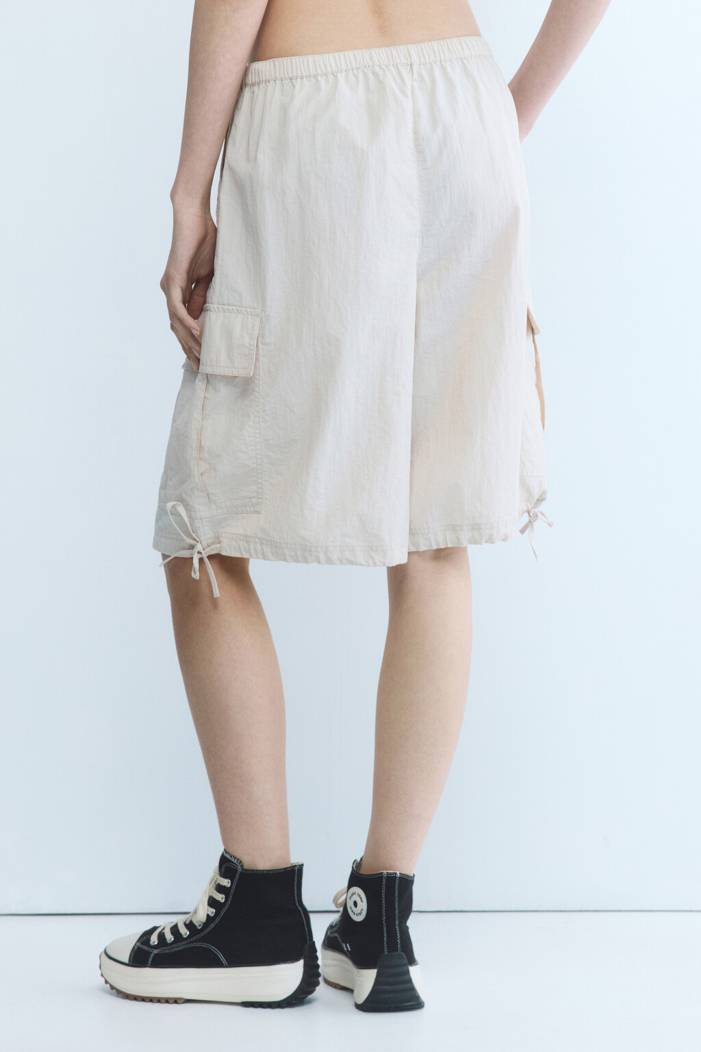 Шорты-бермуды широкие с карманами-карго - цвет бежевый - 4