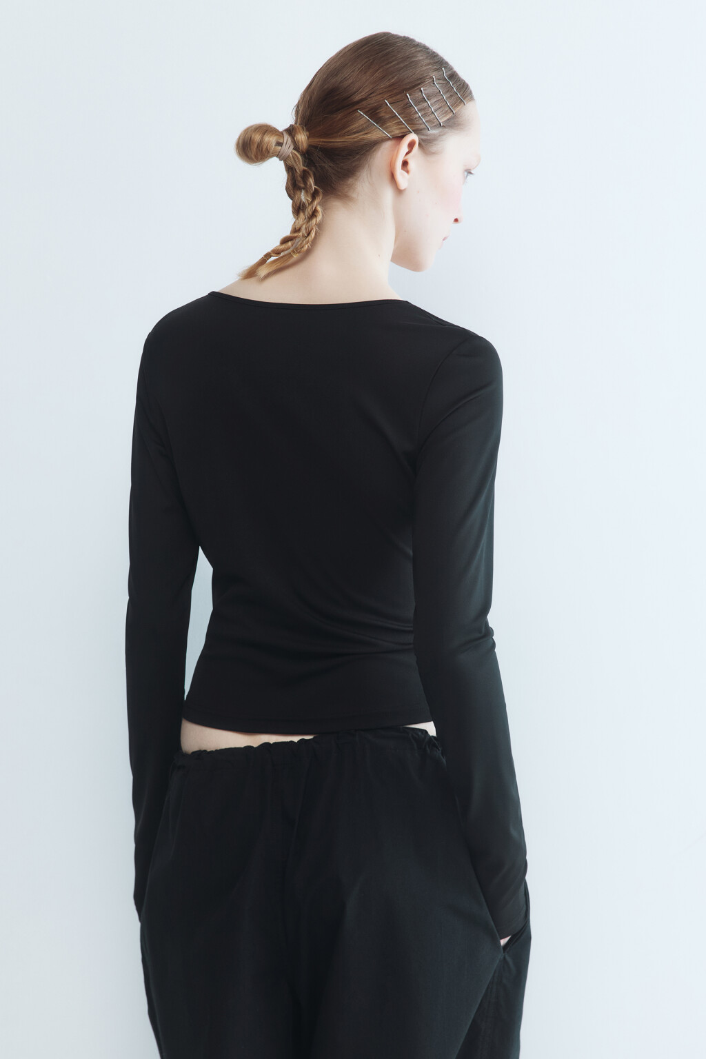 Блузка-топ со шнуровкой - цвет черный - 5