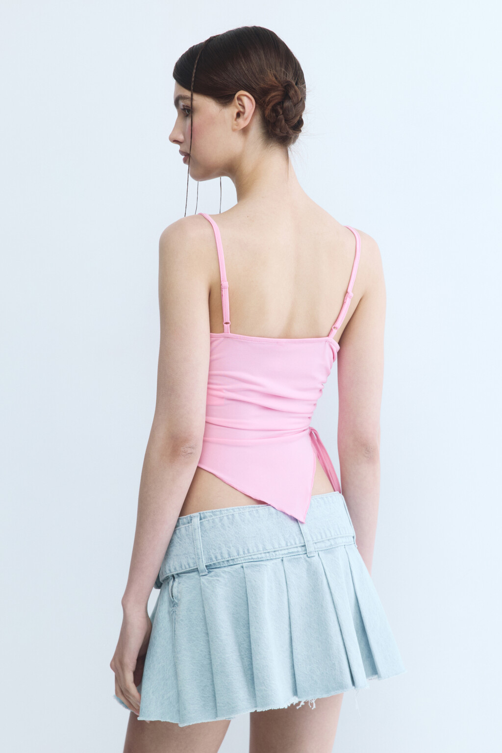 Блузка-топ на бретельках с драпировкой и завязками - цвет розовый - 4