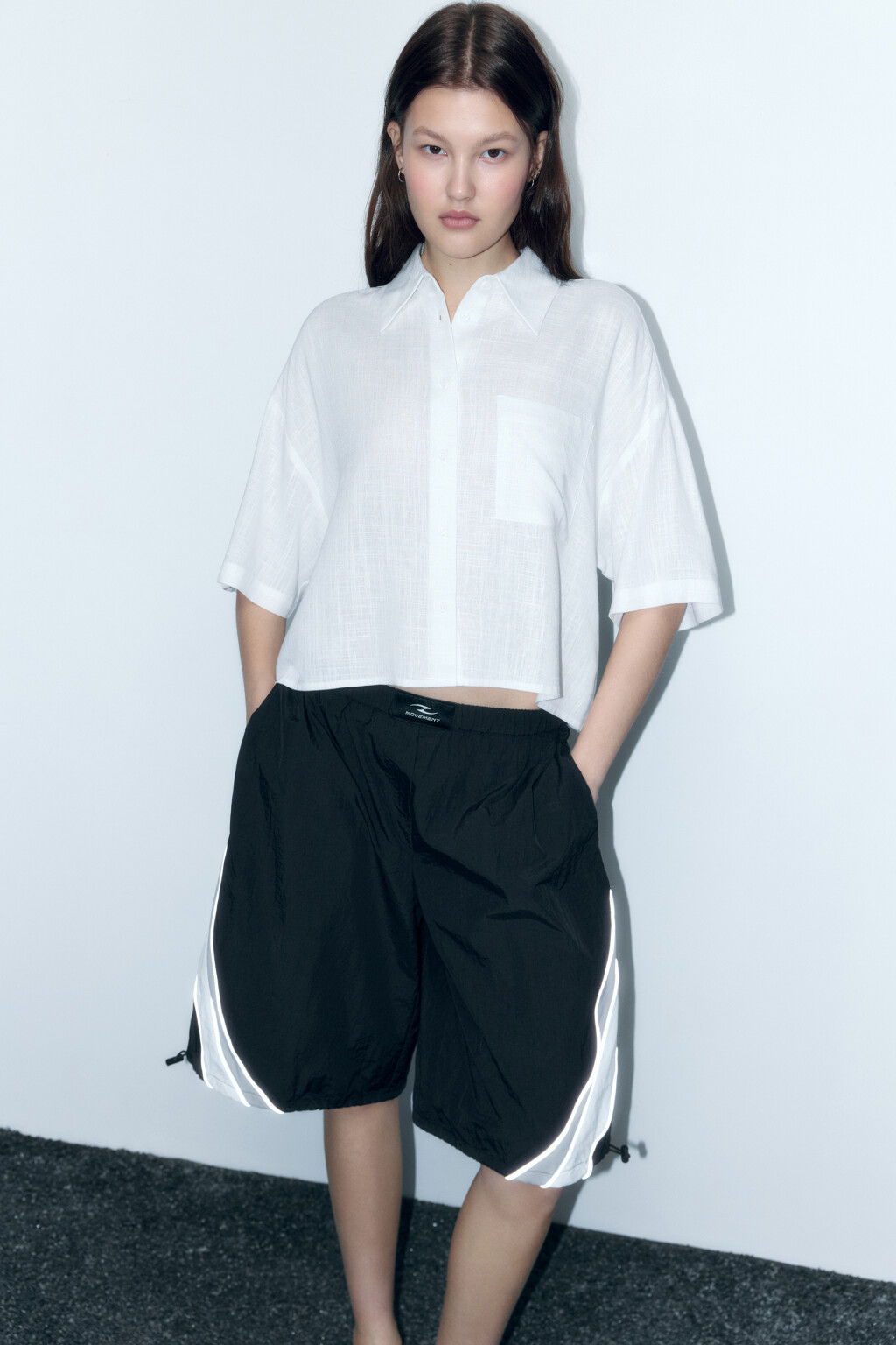 Рубашка укороченная льняная с коротким рукавом - цвет белый - 4