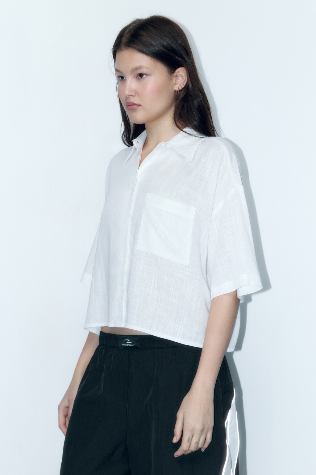 Рубашка укороченная льняная с коротким рукавом - цвет белый - 2