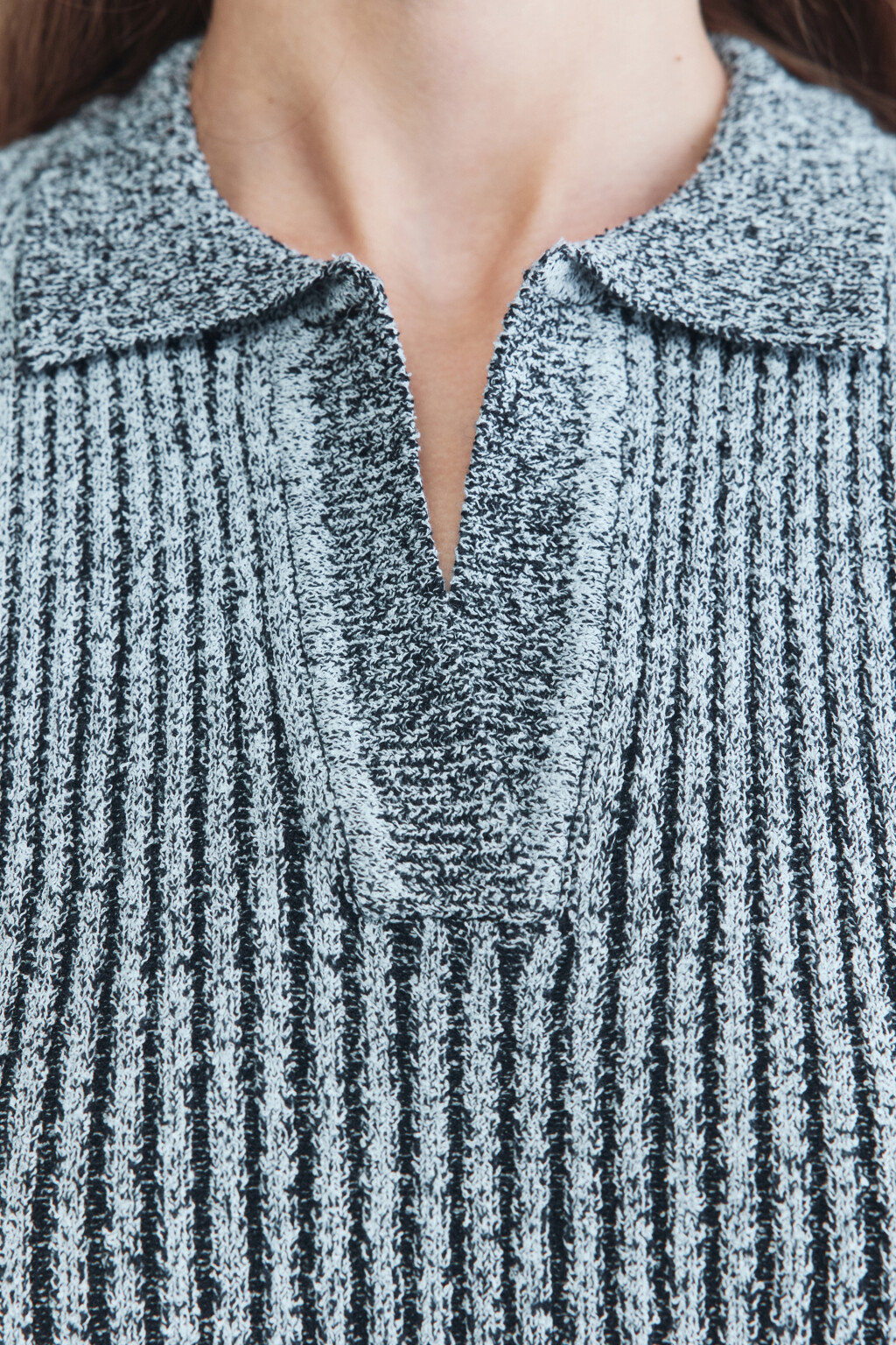 Жилет вязаный укороченный с воротником-поло - цвет голубой - 6