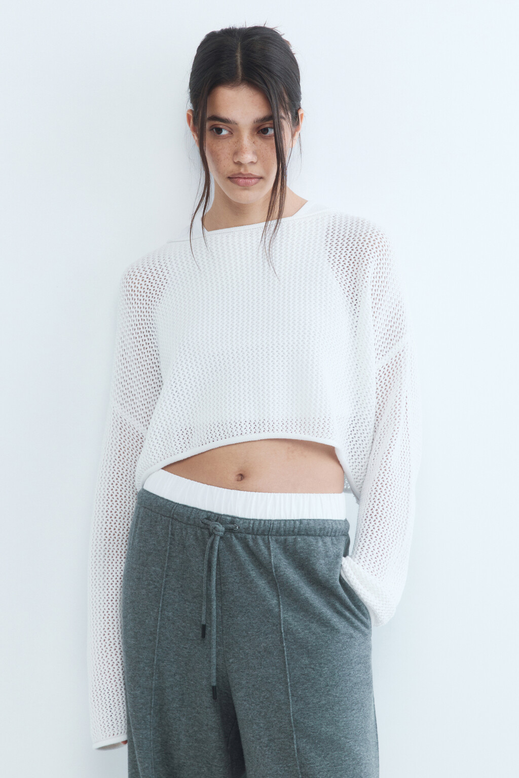 Джемпер кроше укороченный - цвет белый - 2