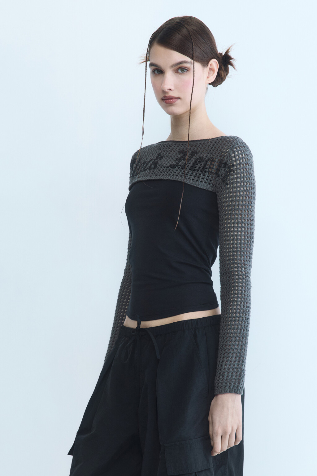 Болеро вязаное ажурное с длинными рукавами - цвет серый - 3