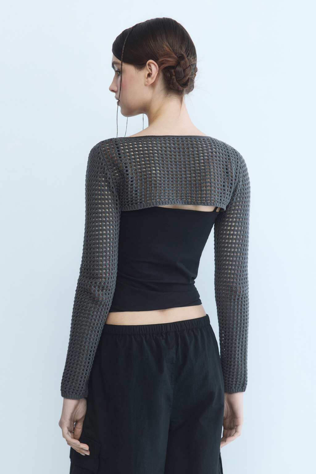 Болеро вязаное ажурное с длинными рукавами - цвет серый - 4
