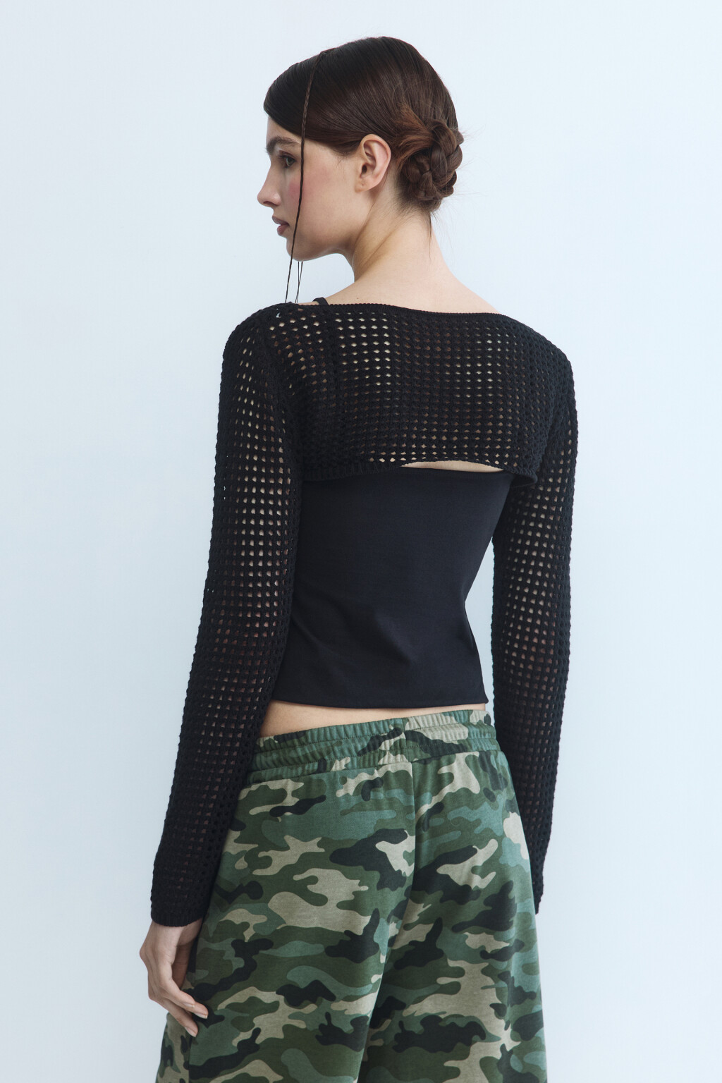 Болеро вязаное ажурное с длинными рукавами - цвет черный - 5