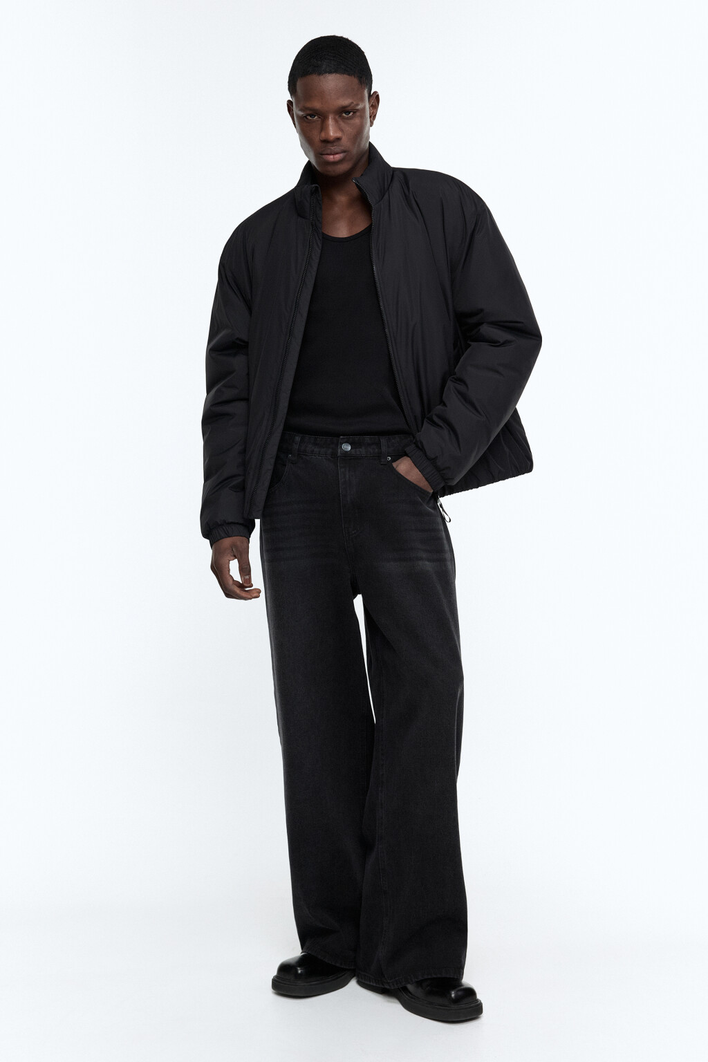 Куртка-бомбер с воротником-стойкой - цвет черный - 1