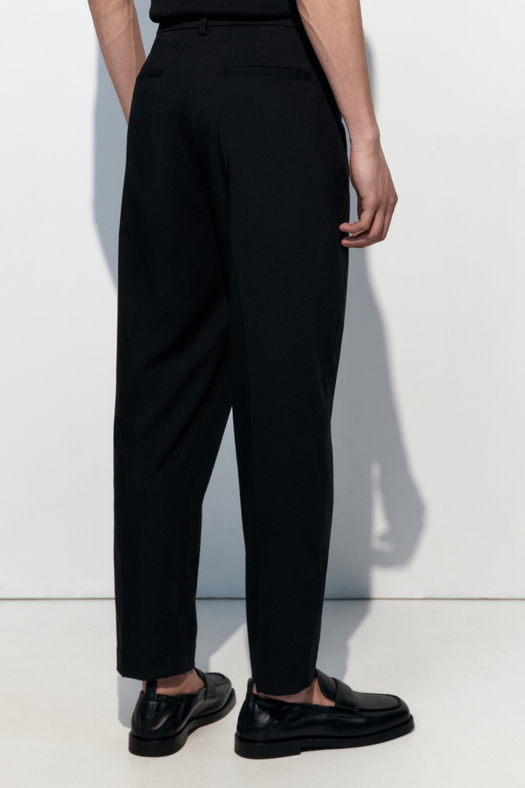 Брюки прямые из костюмной ткани - цвет черный - 3