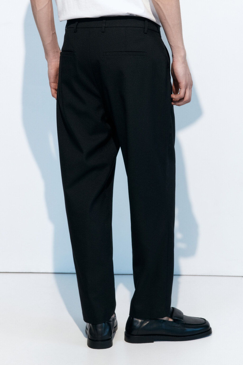 Брюки прямые из костюмной ткани - цвет черный - 4