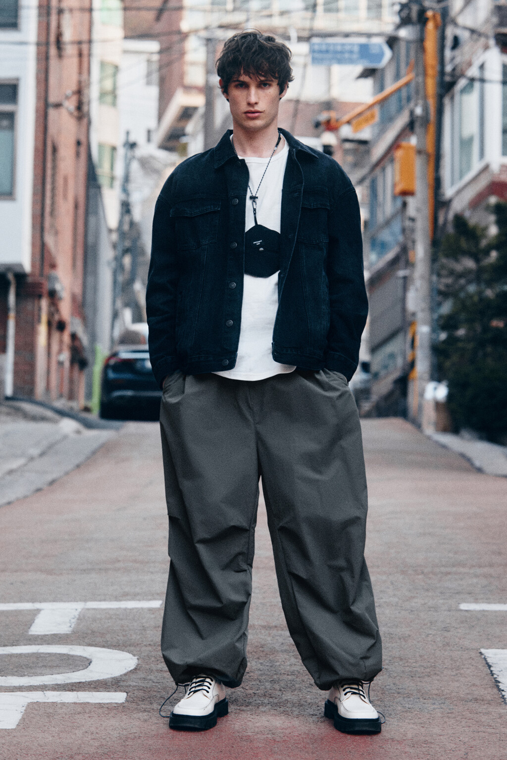 Брюки-парашюты широкие с драпировками - цвет зеленый - 9