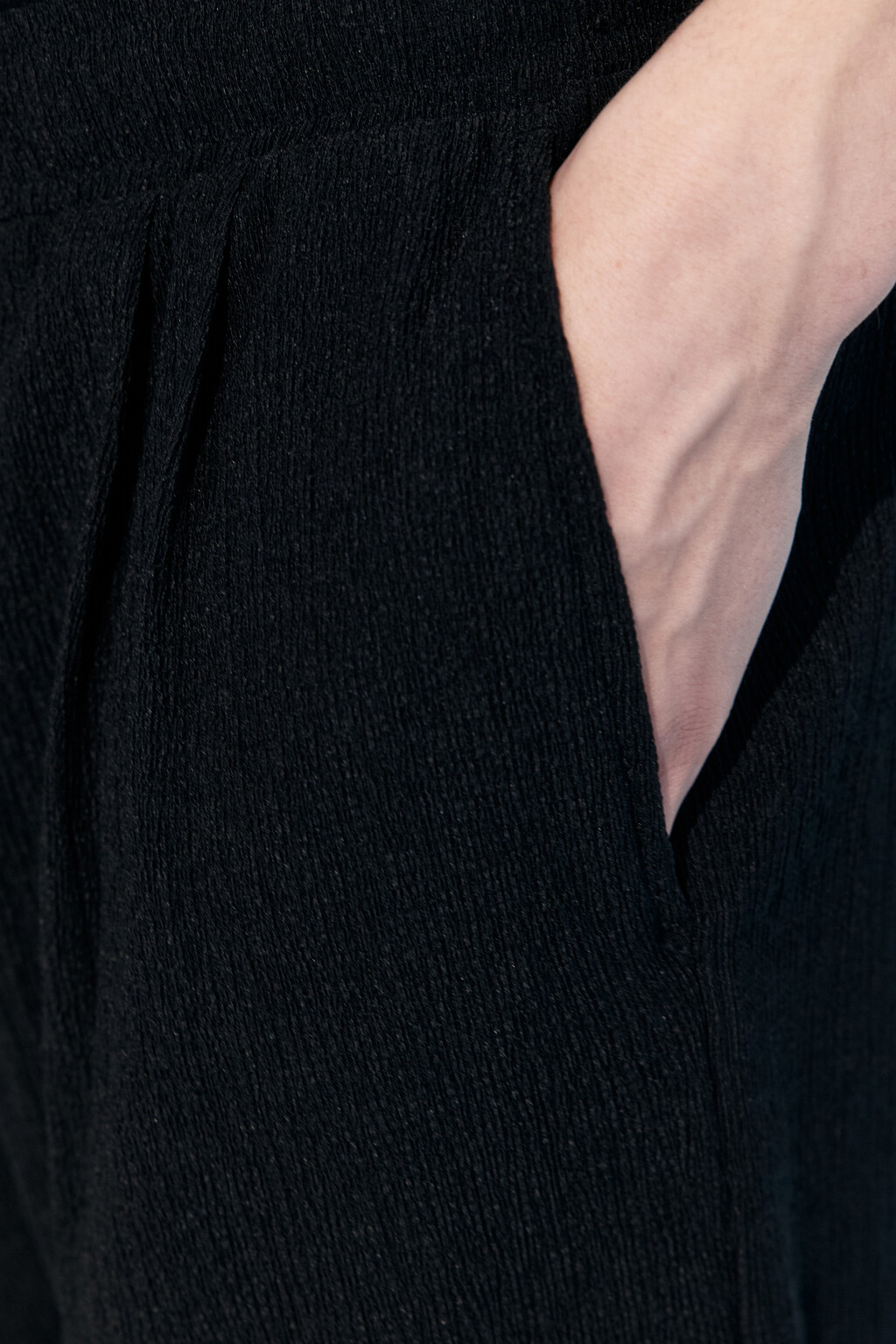 Брюки костюмные с поясом на завязках - цвет черный - 7