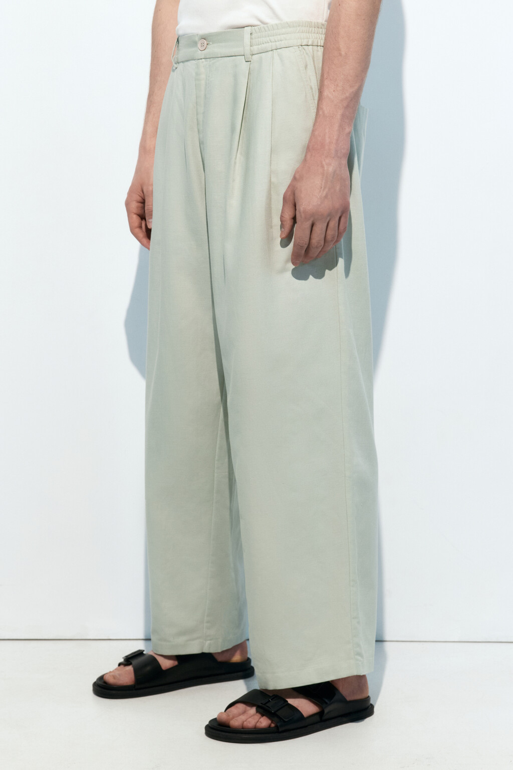 Брюки костюмные из льняной ткани - цвет зеленый - 3