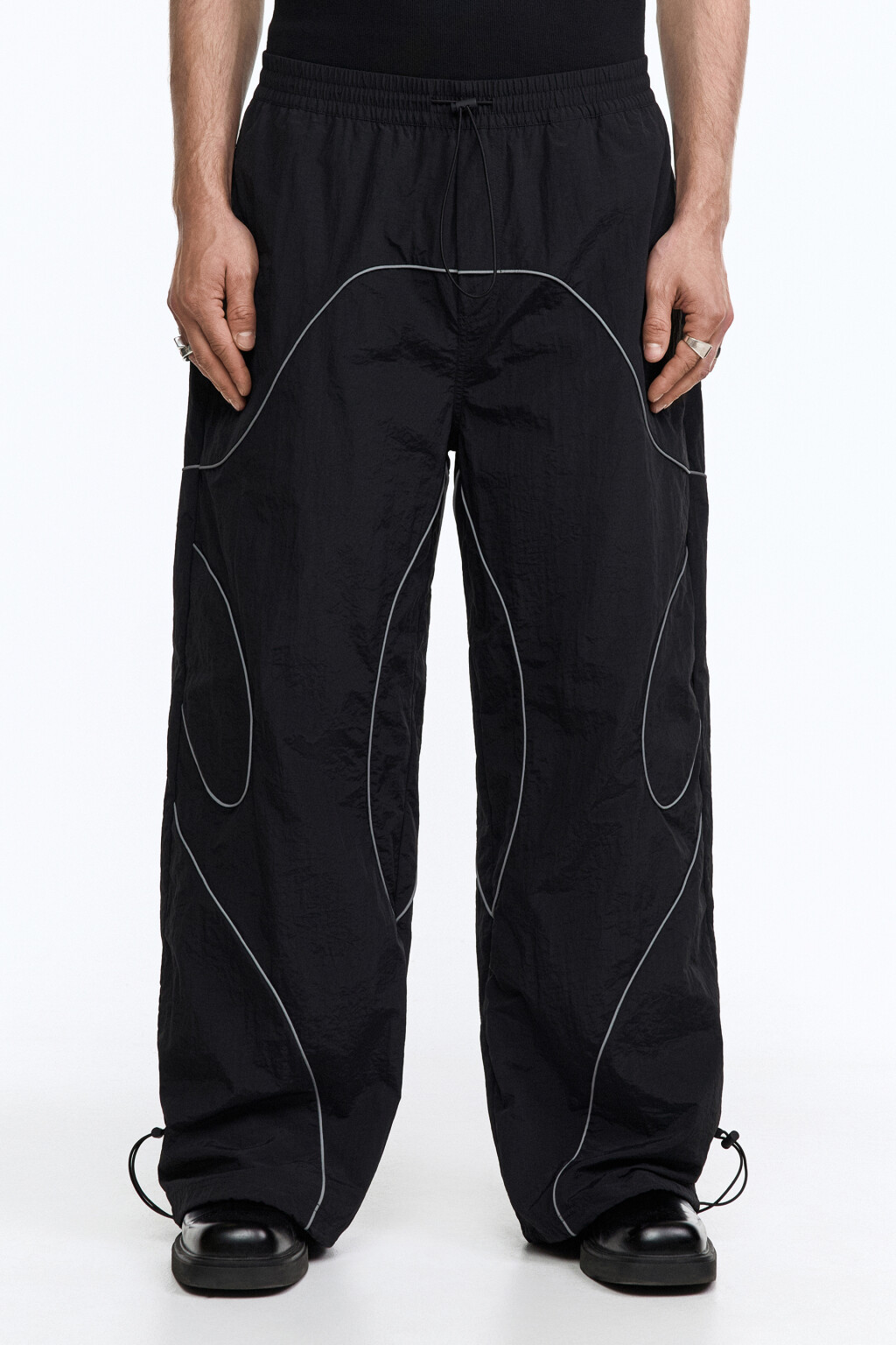 Брюки экстраширокие с контрастными швами - цвет черный - 1