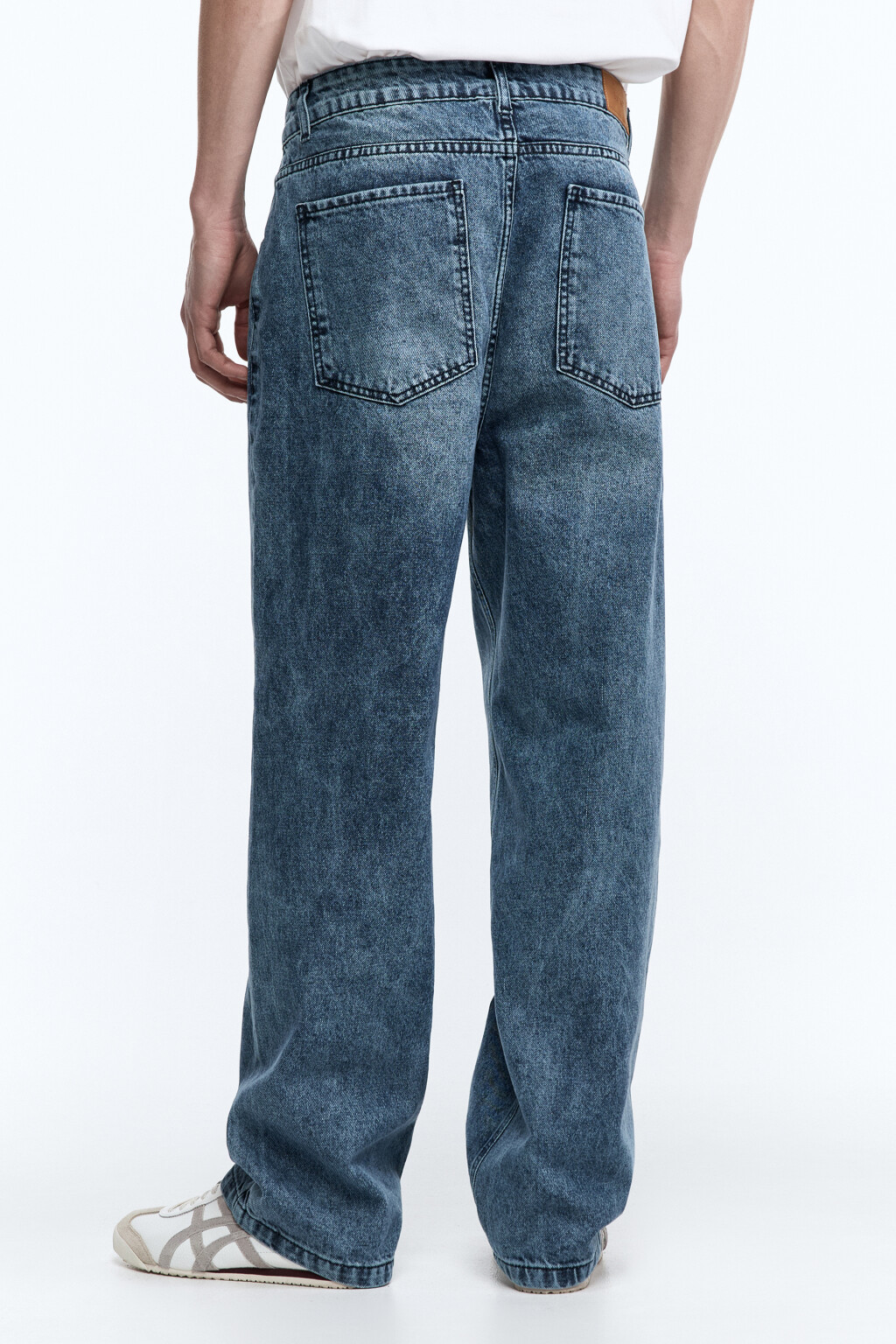 Джинсы straight прямые с вареным эффектом - цвет голубой - 4