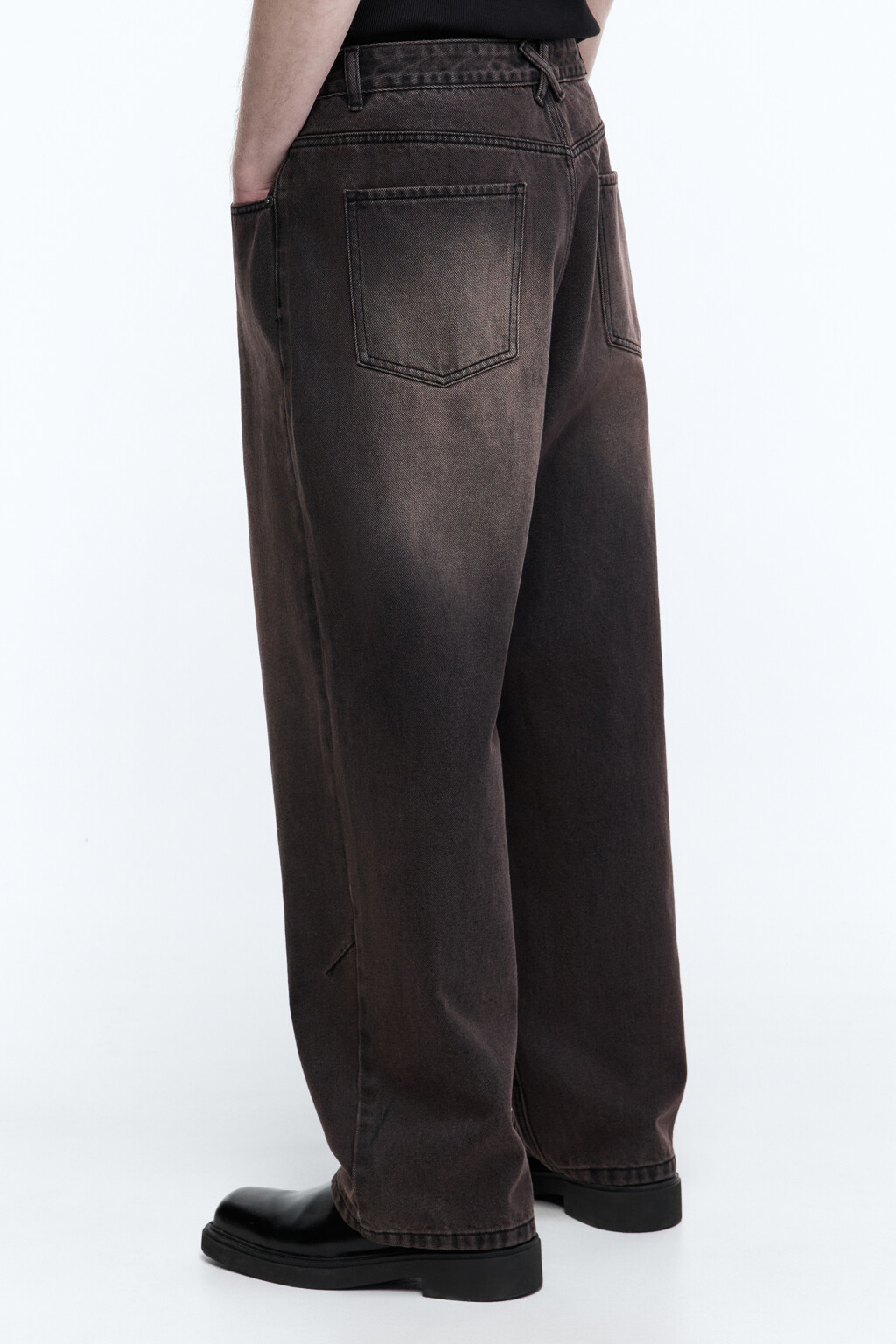 Джинсы широкие со стиркой dirty wash и пятнами - цвет коричневый - 4