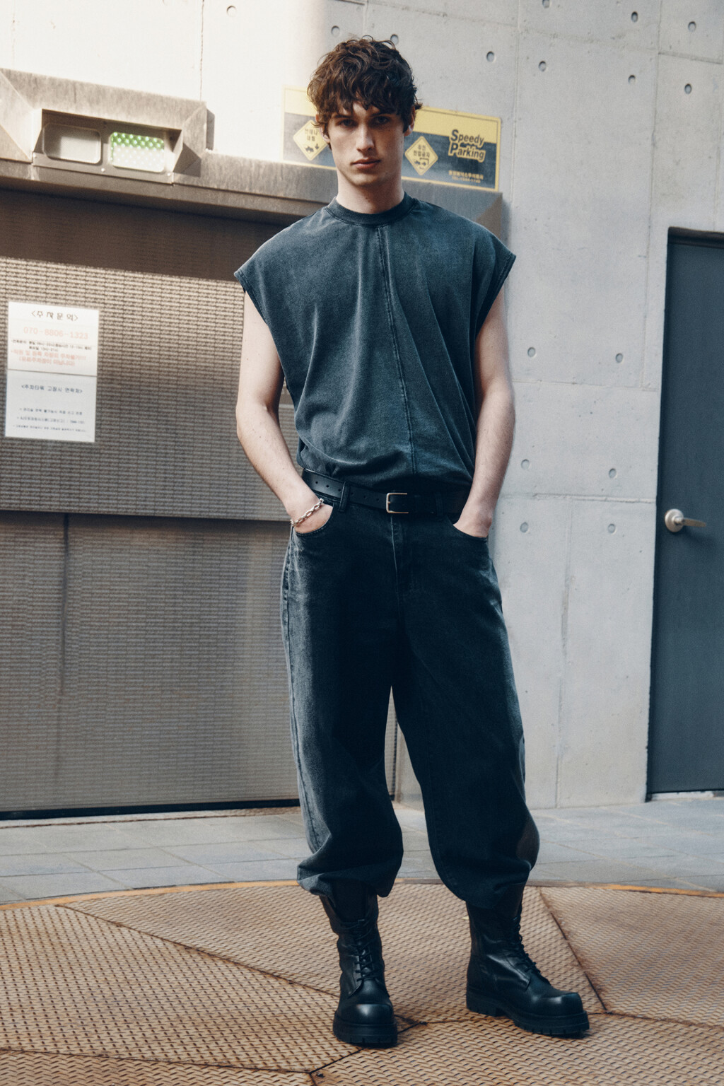 Джинсы прямые с полосами по бокам - цвет серый - 9