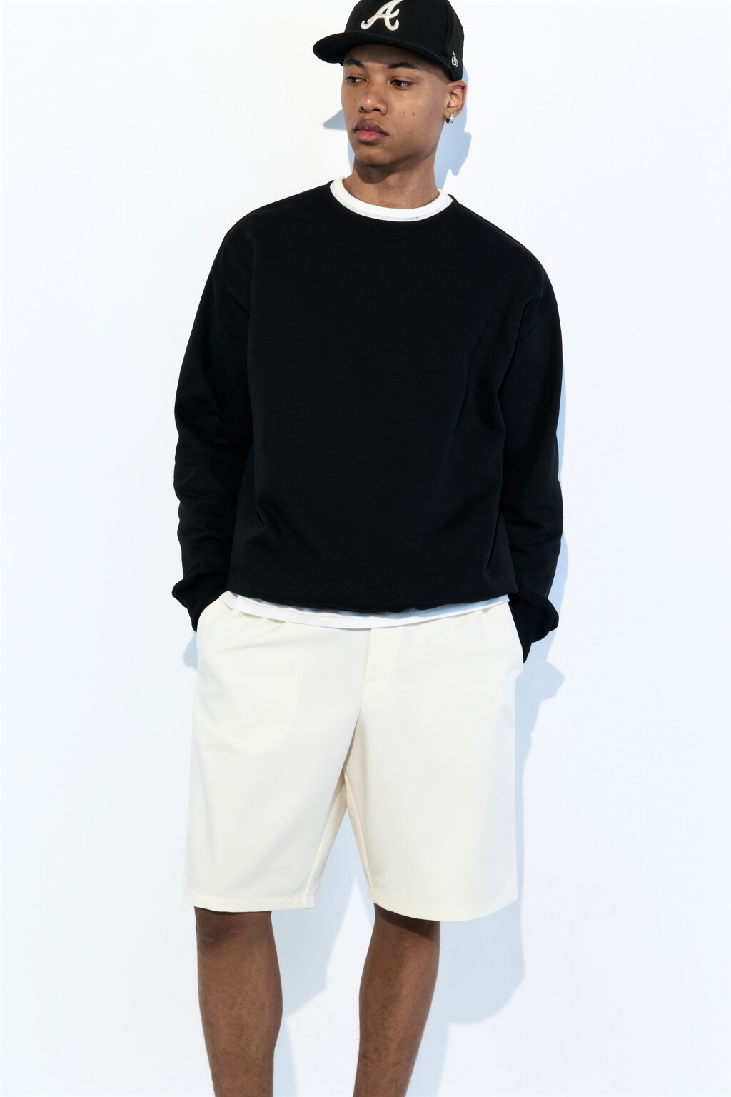 Шорты костюмные с защипами на поясе - цвет бежевый - 1