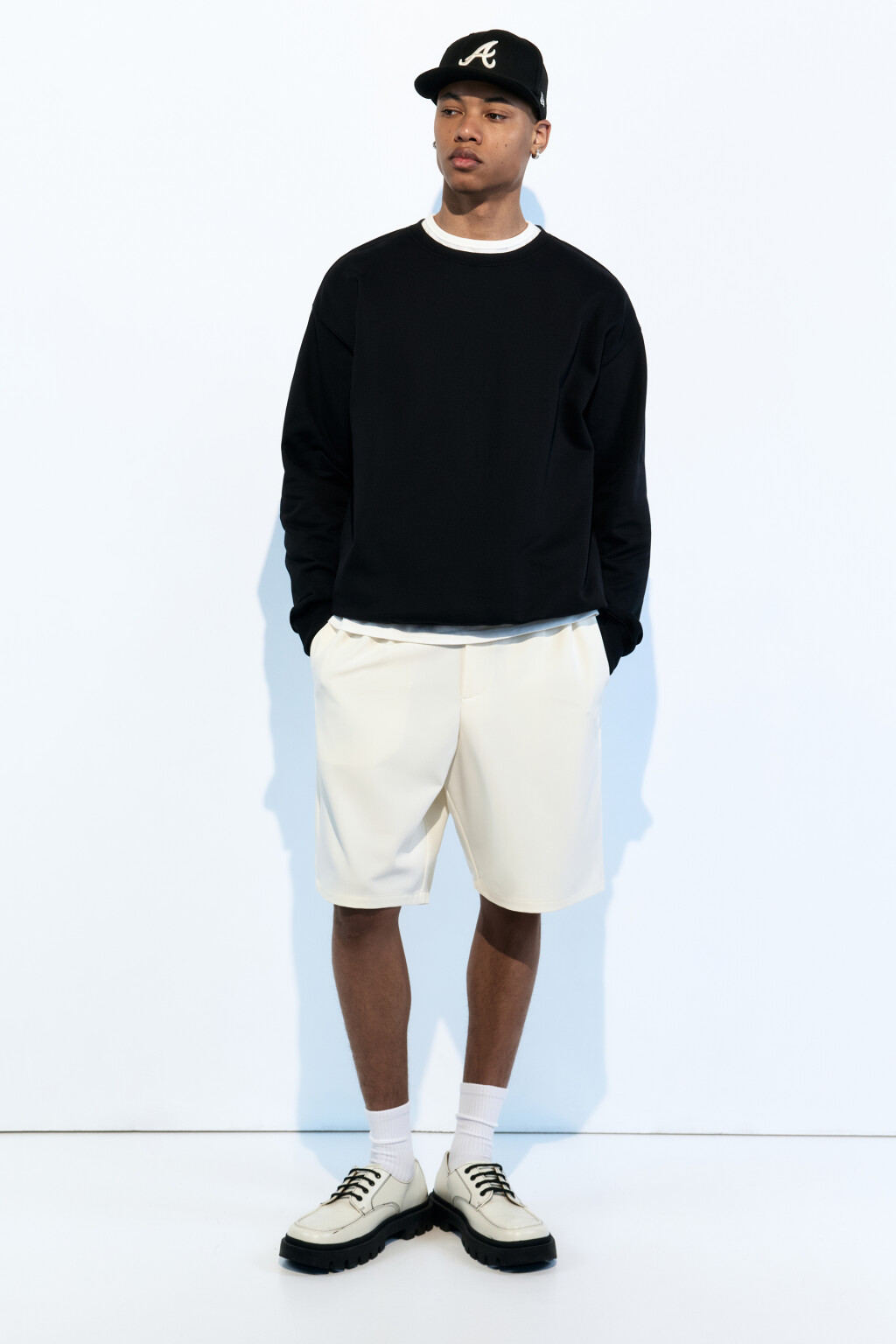 Шорты костюмные с защипами на поясе - цвет бежевый - 6