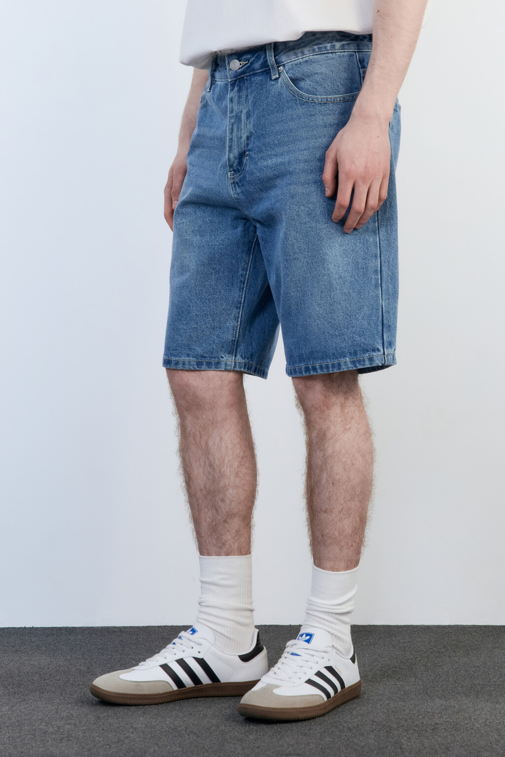 Шорты джинсовые со средней посадкой - цвет голубой - 3