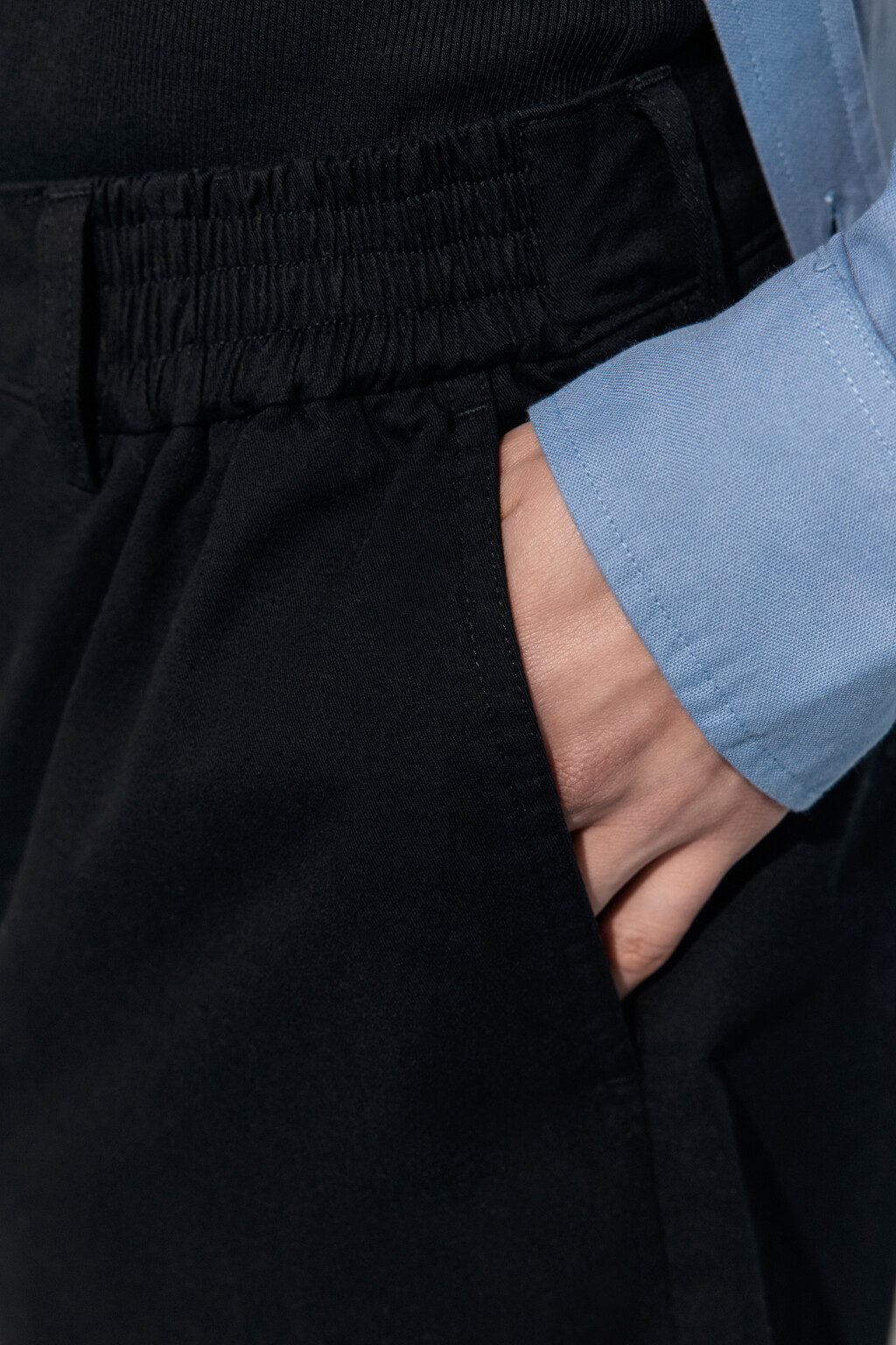 Шорты-бермуды хлопковые с резинкой на поясе - цвет черный - 7