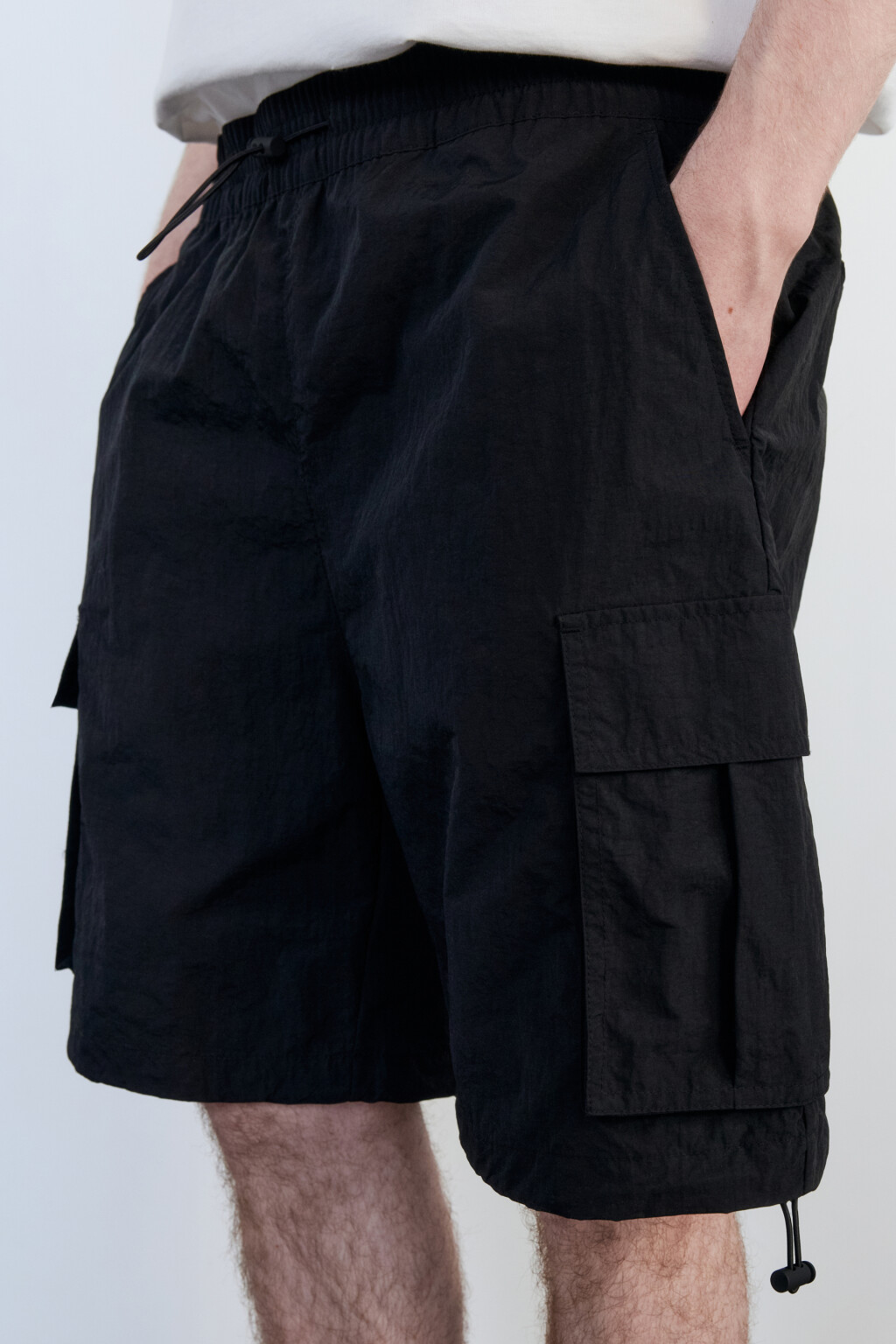 Шорты-парашюты с накладными карманами - цвет черный - 8