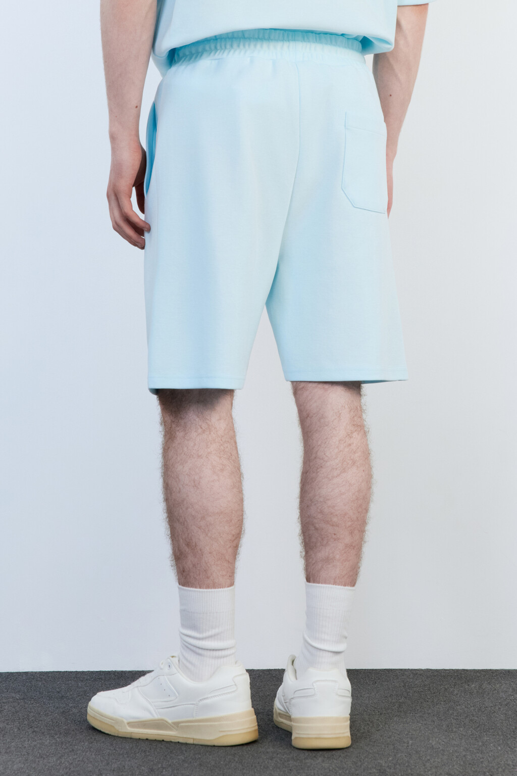 Шорты из футера с поясом на завязках - цвет голубой - 4
