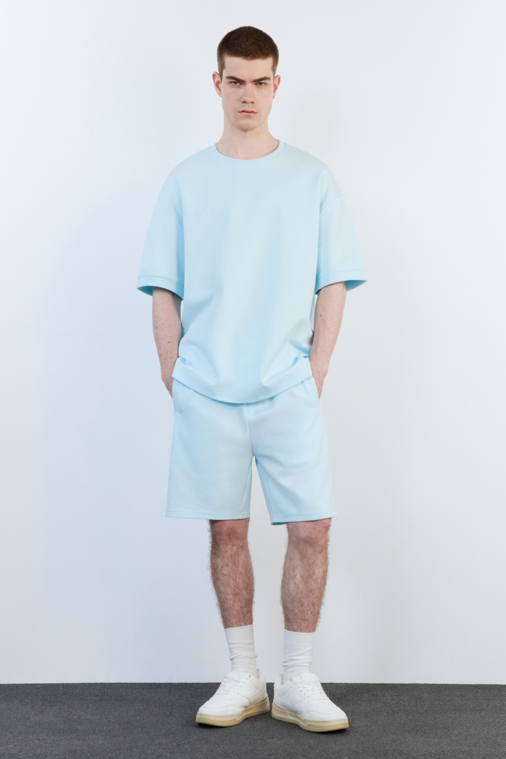 Шорты из футера с поясом на завязках - цвет голубой - 5