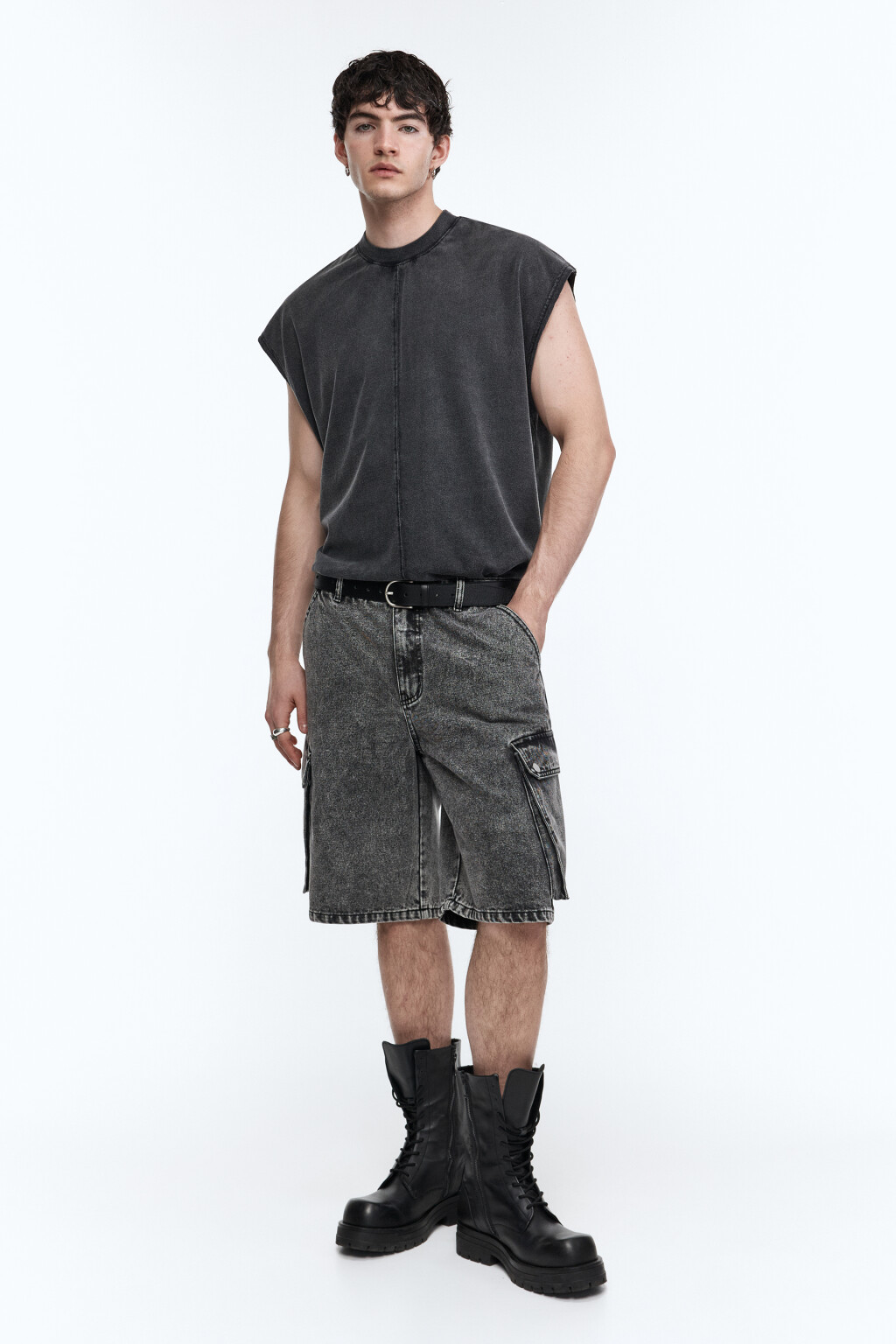 Шорты-бермуды джинсовые с вареным эффектом - цвет серый - 5