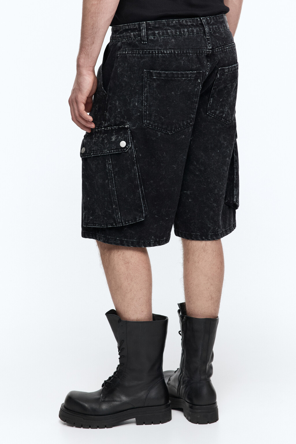 Шорты-бермуды джинсовые с вареным эффектом - цвет серый - 5