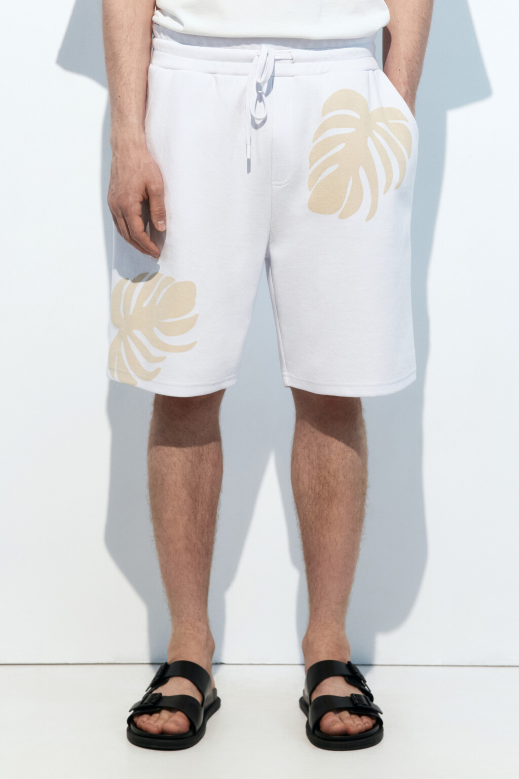 Шорты трикотажные с принтом - цвет белый - 2