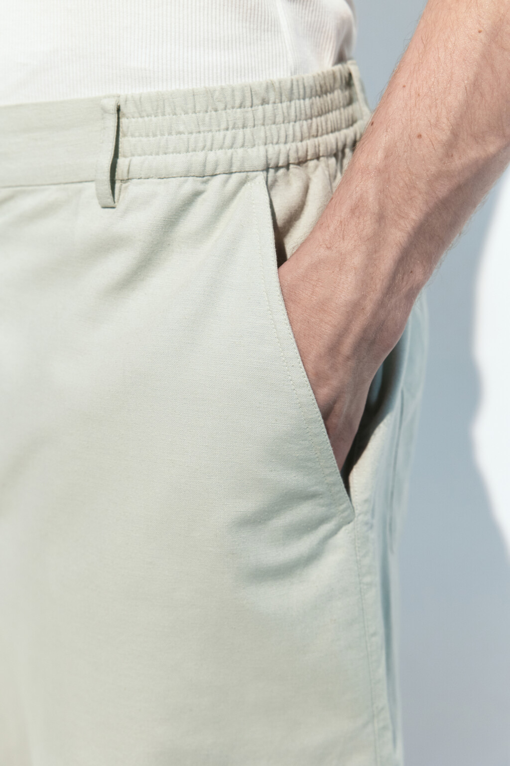 Шорты костюмные из льняной ткани - цвет зеленый - 8