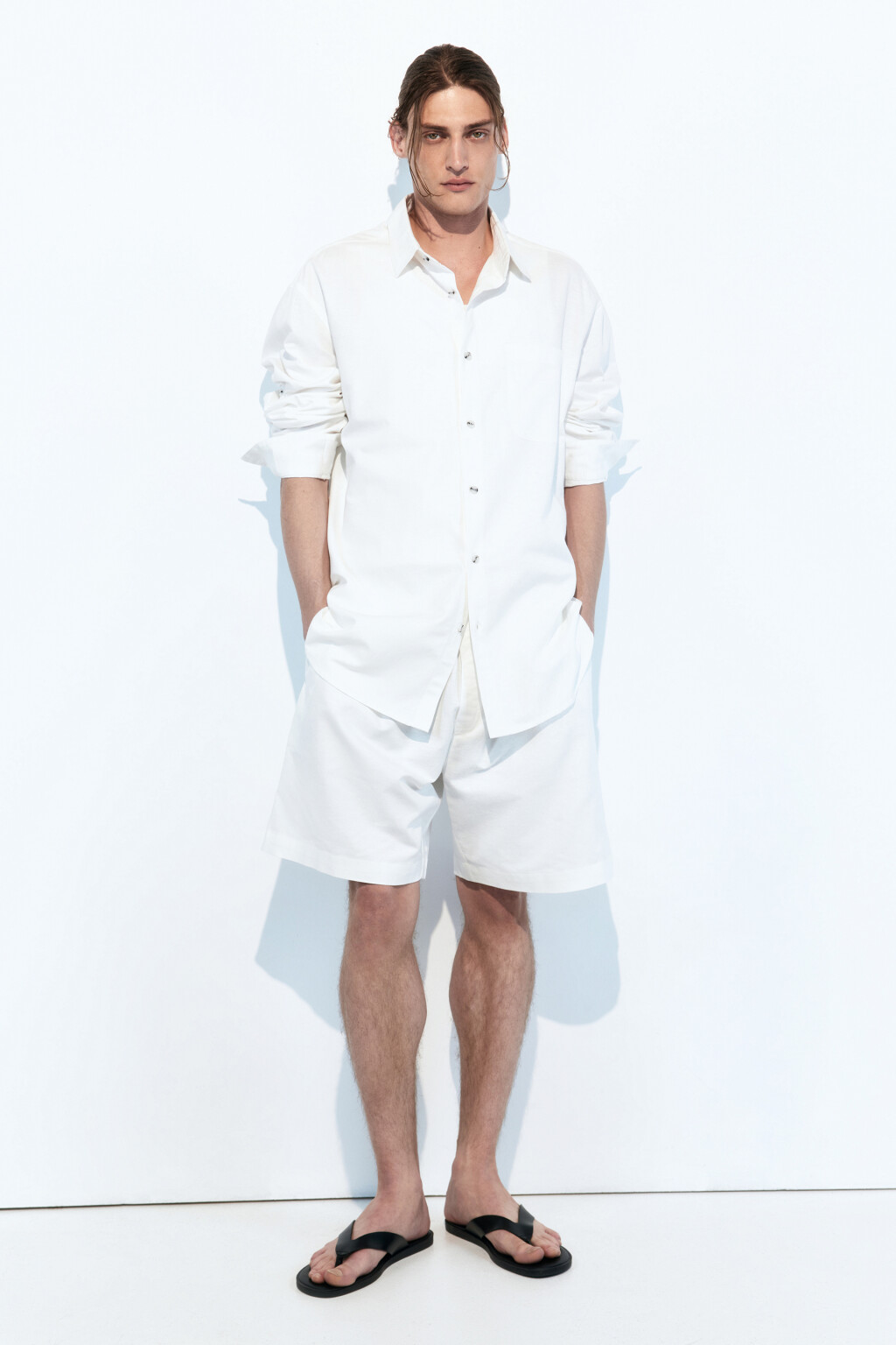 Шорты льняные с резинкой на поясе - цвет белый - 5