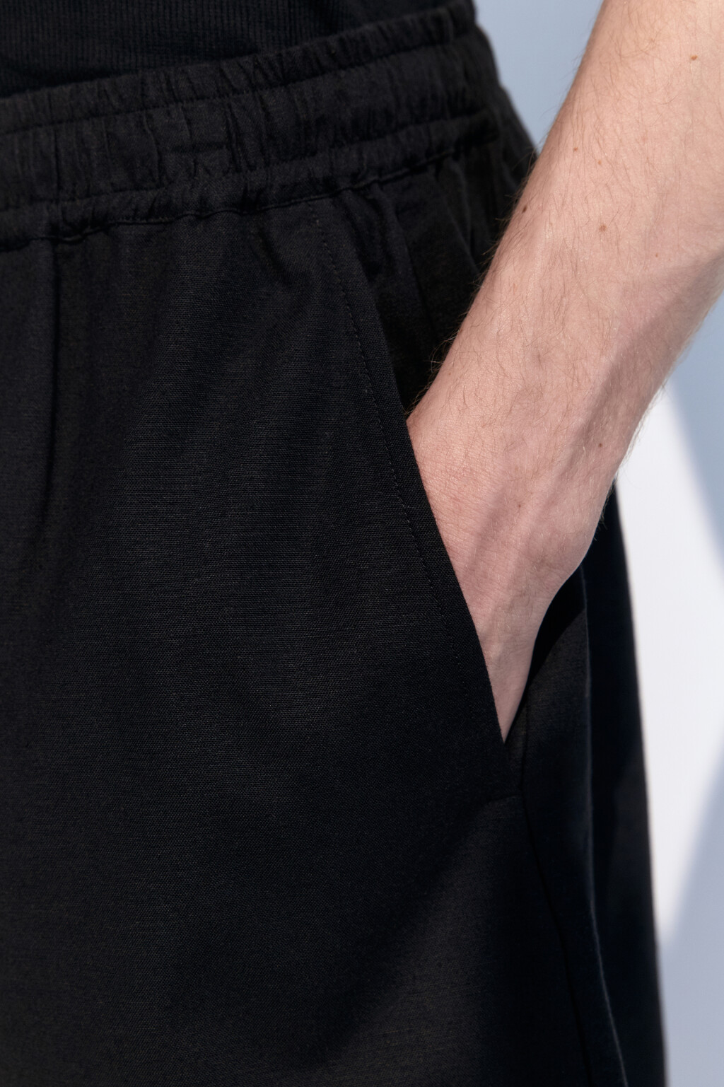 Шорты льняные с резинкой на поясе - цвет черный - 7